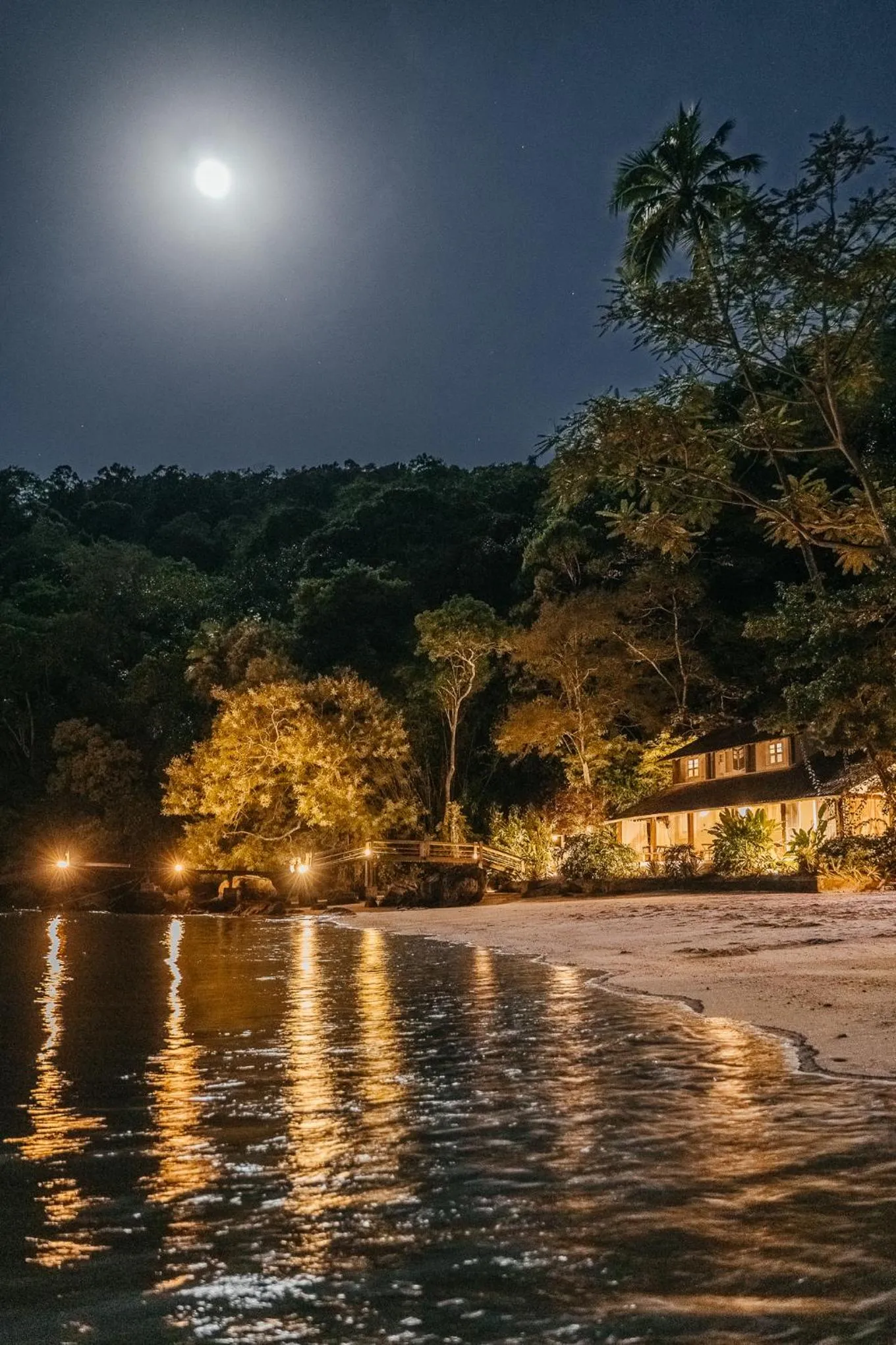 Facade/entrance in Bonito Paraiso Ilha Grande
