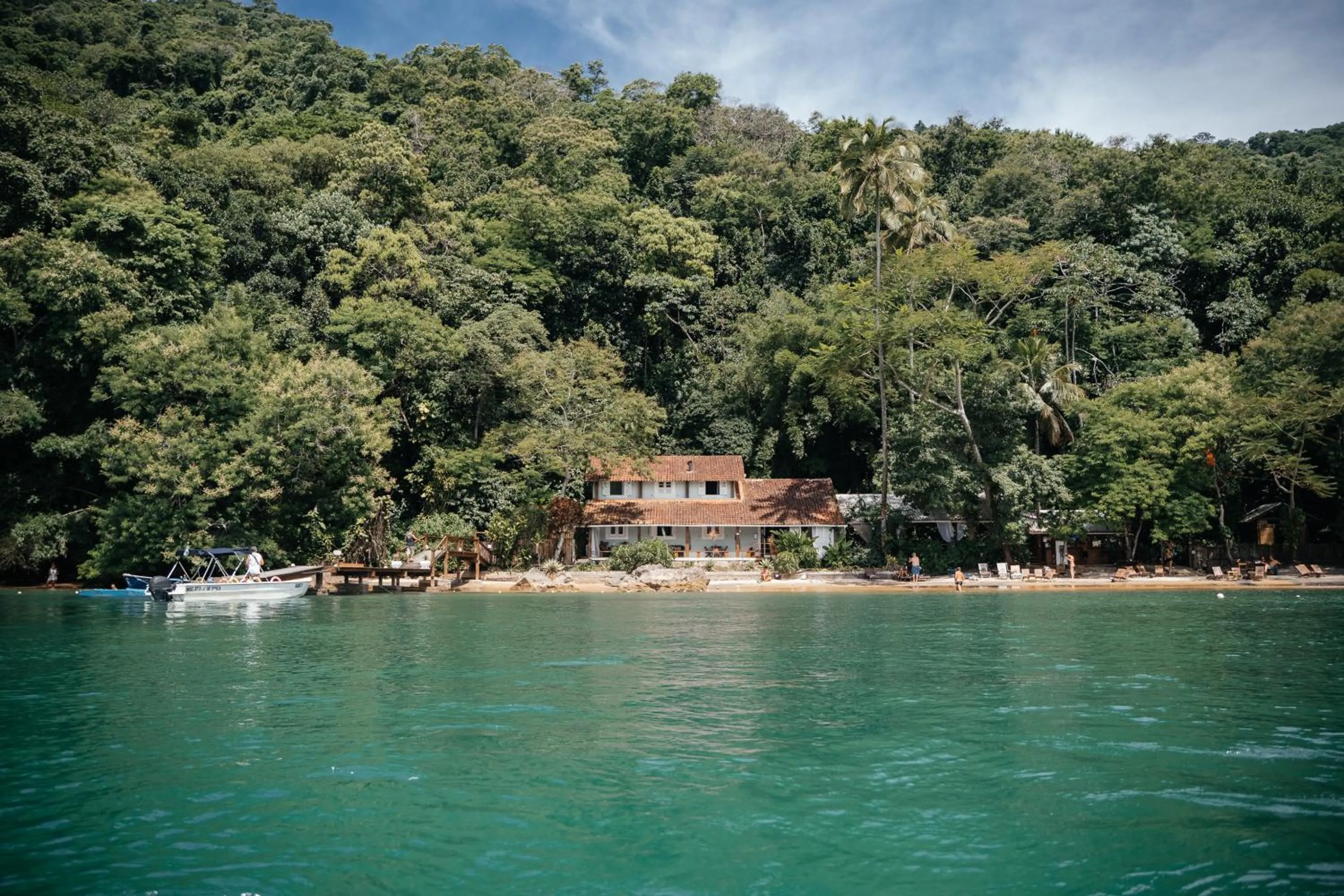 Facade/entrance in Bonito Paraiso Ilha Grande