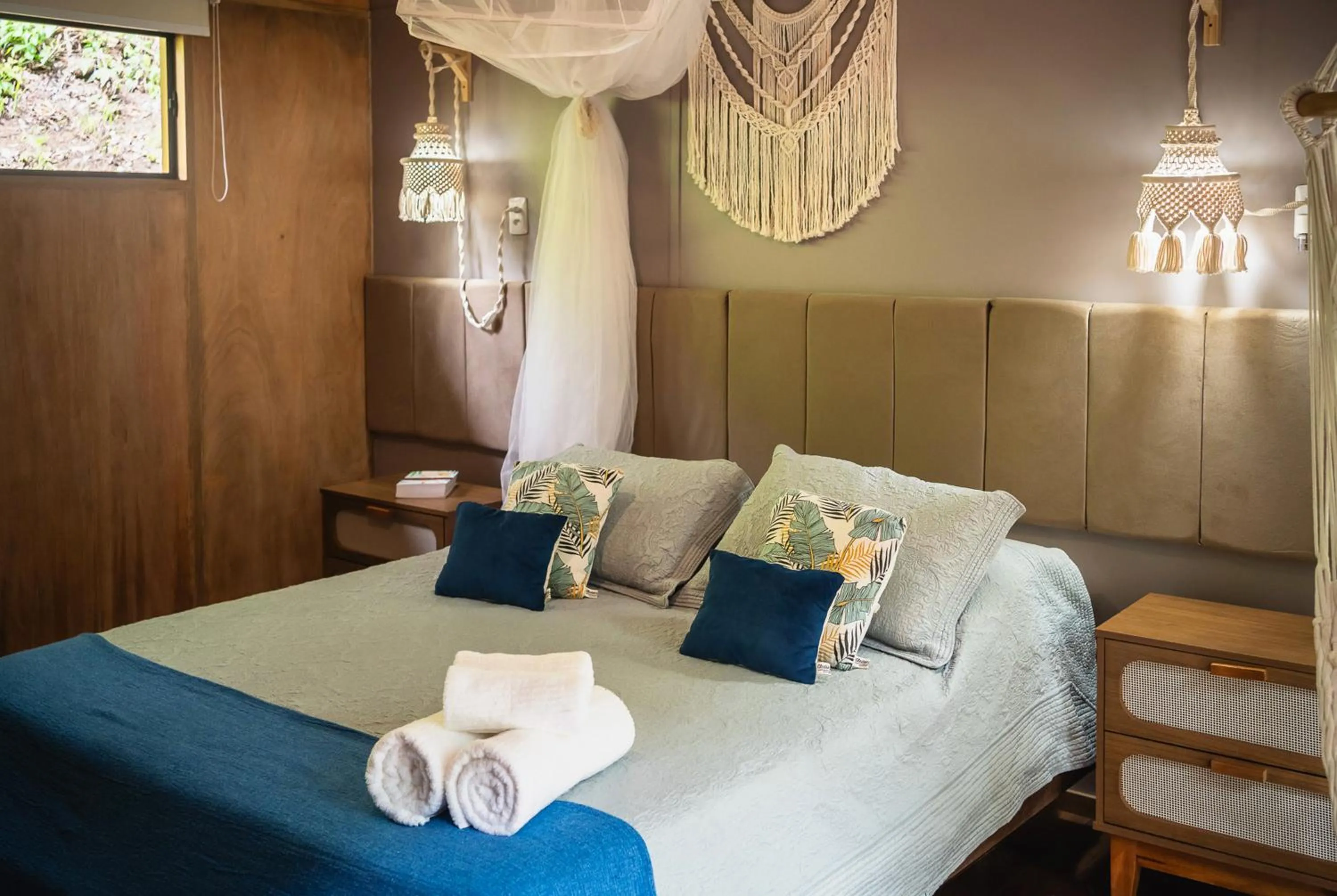 Photo of the whole room, Bed in Bonito Paraiso Ilha Grande