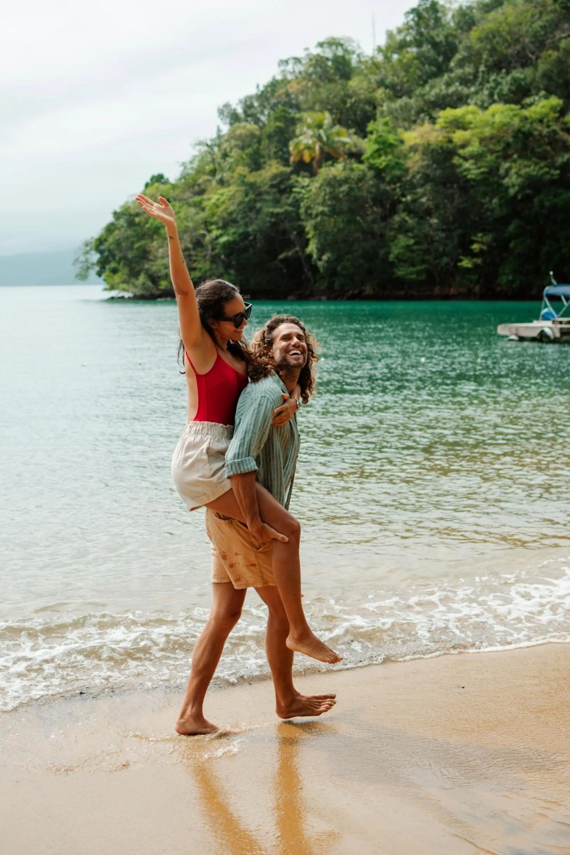 People in Bonito Paraiso Ilha Grande