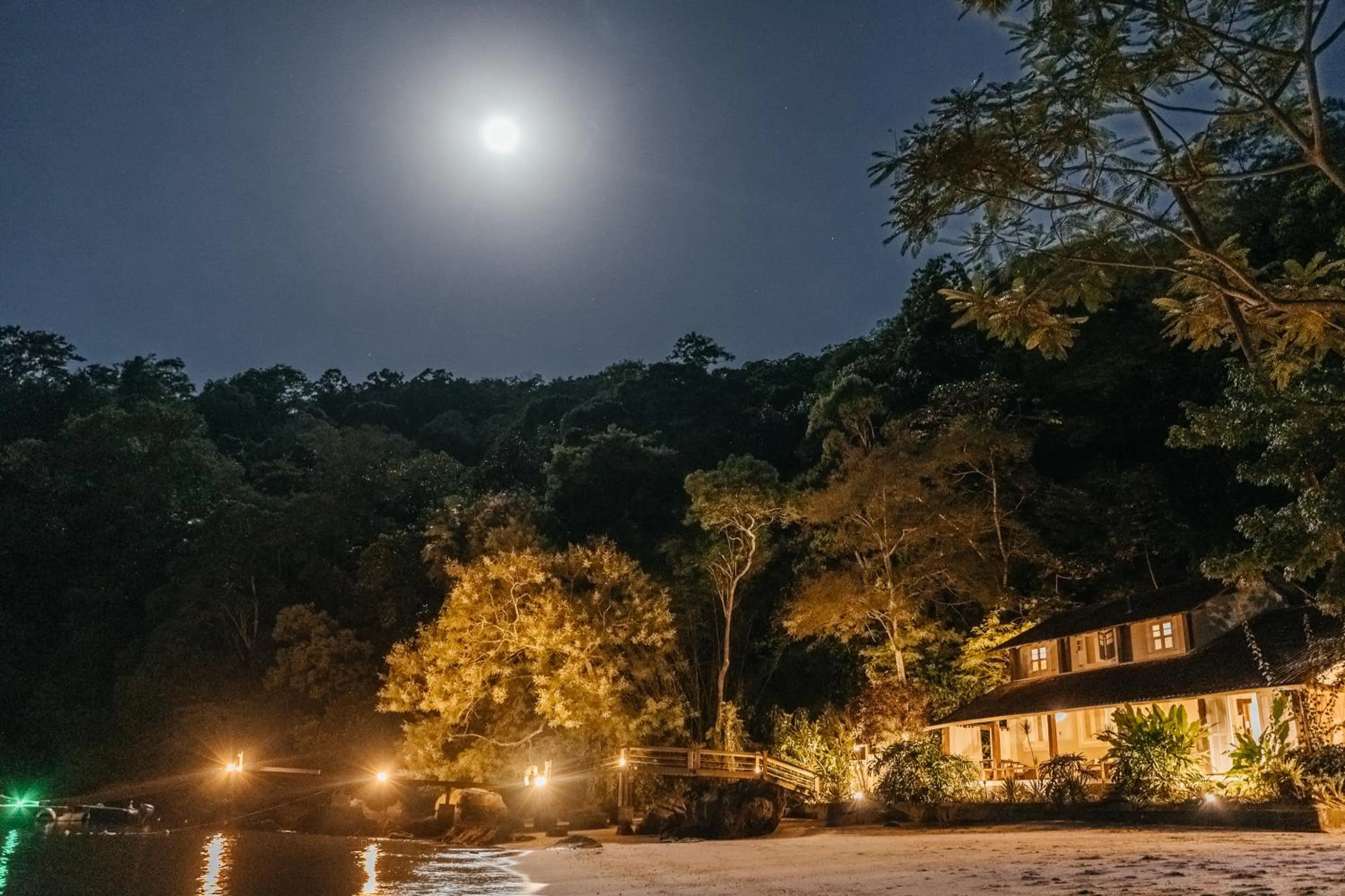 Facade/entrance in Bonito Paraiso Ilha Grande