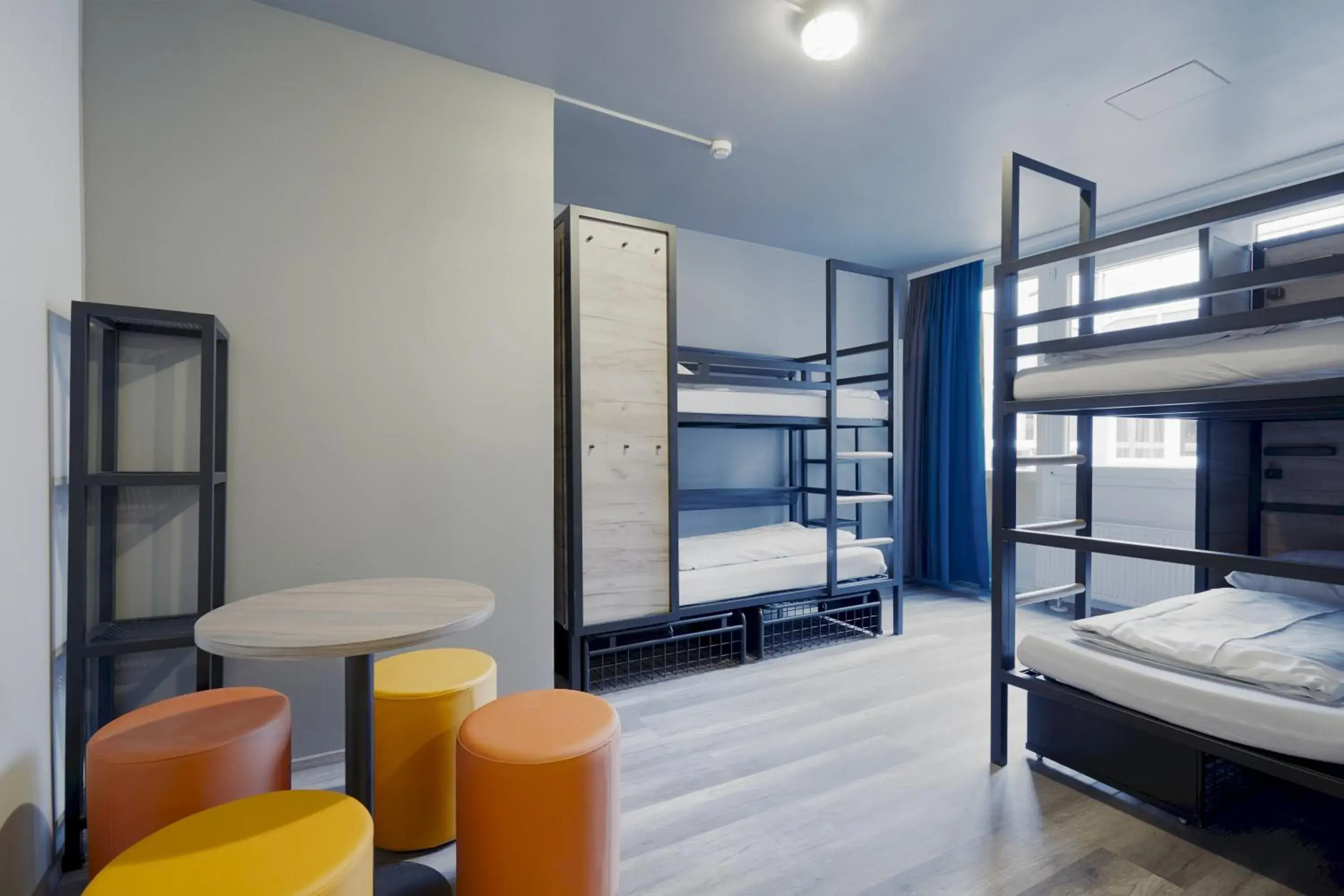 Bed in 4-Bed Dormitory Room in a&o Düsseldorf Hauptbahnhof Bed in 4-Bed Dormitory Room in a&o Düsseldorf Hauptbahnhof