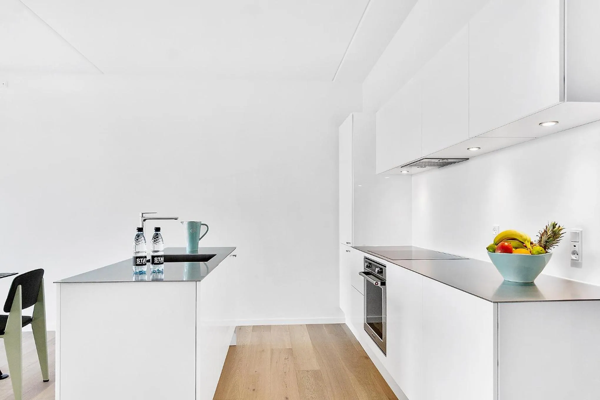 Kitchen or kitchenette in STAY Seaport