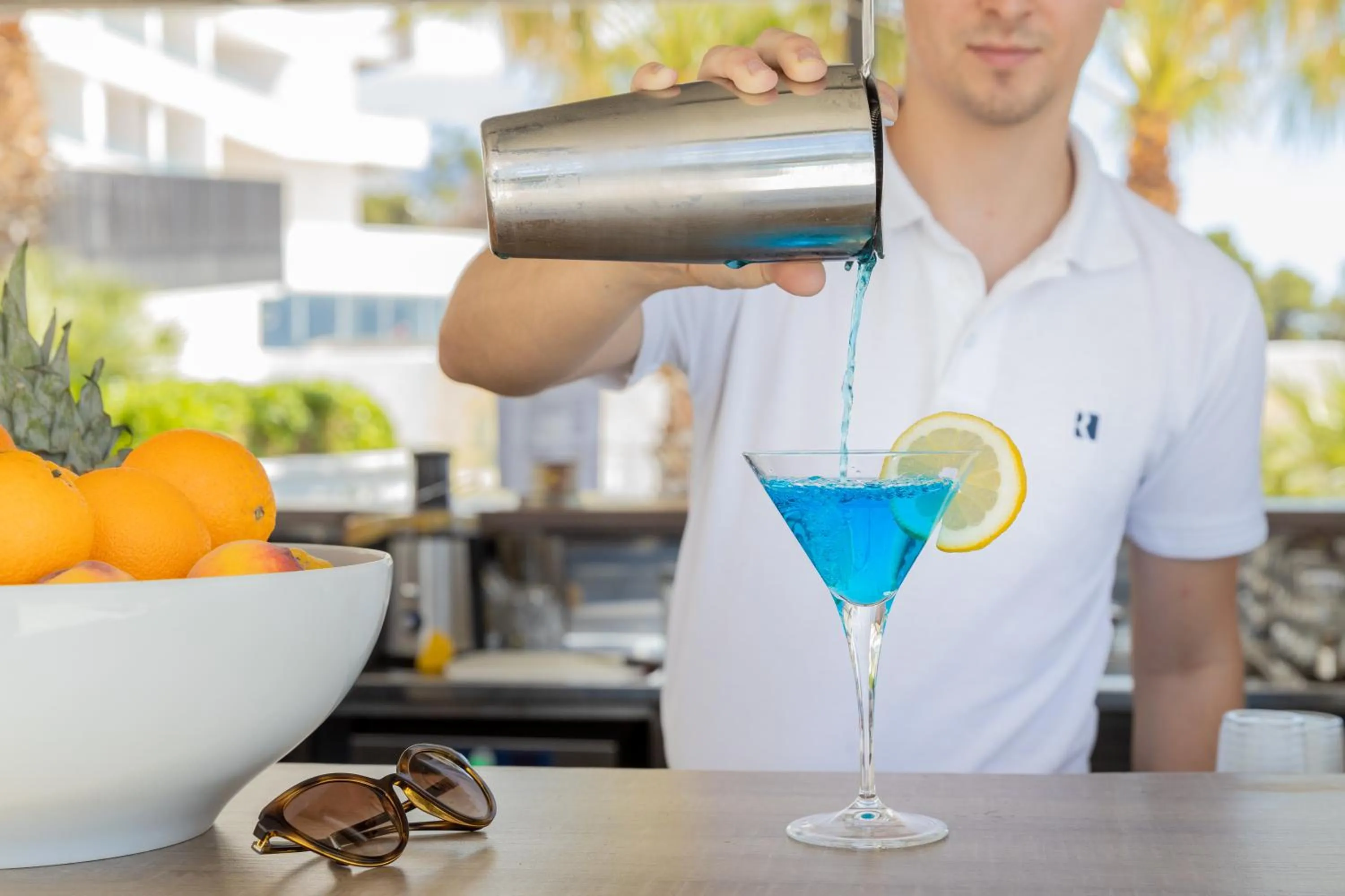 Lounge or bar in Romana Beach Resort