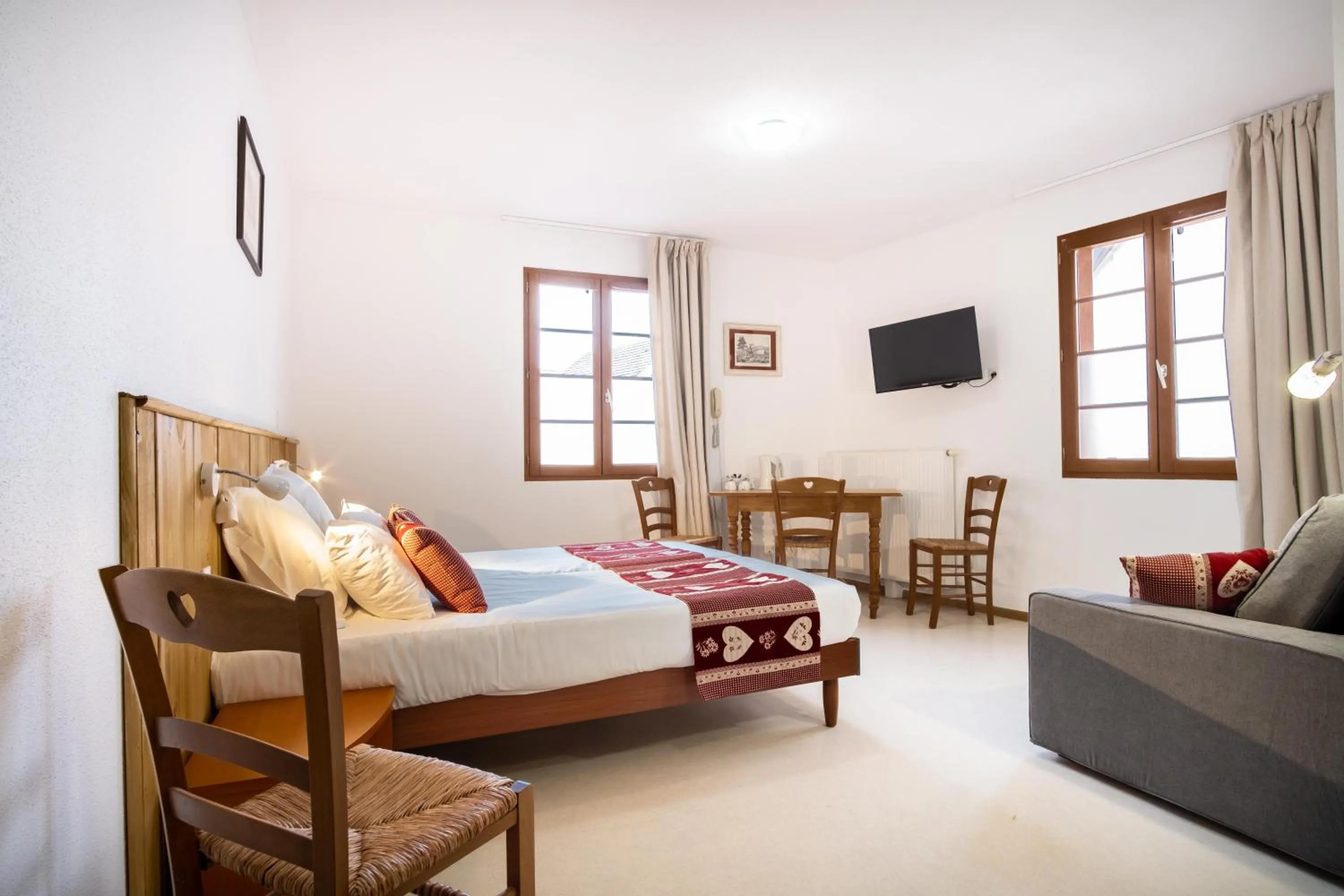 Bedroom in Hotel Relais d'ISSENHEIM Table d'hôtes