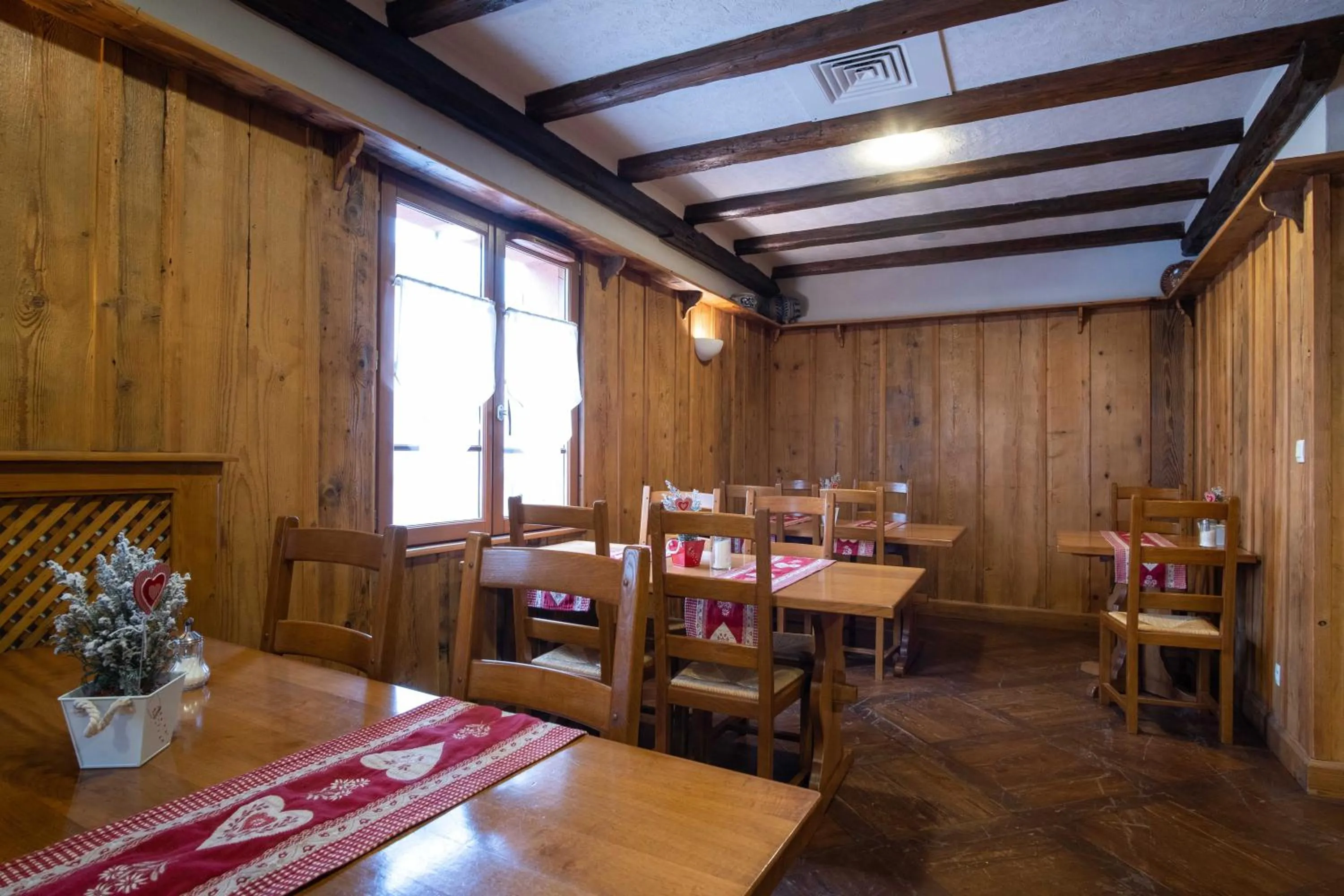 Other in Hotel Relais d'ISSENHEIM Table d'hôtes