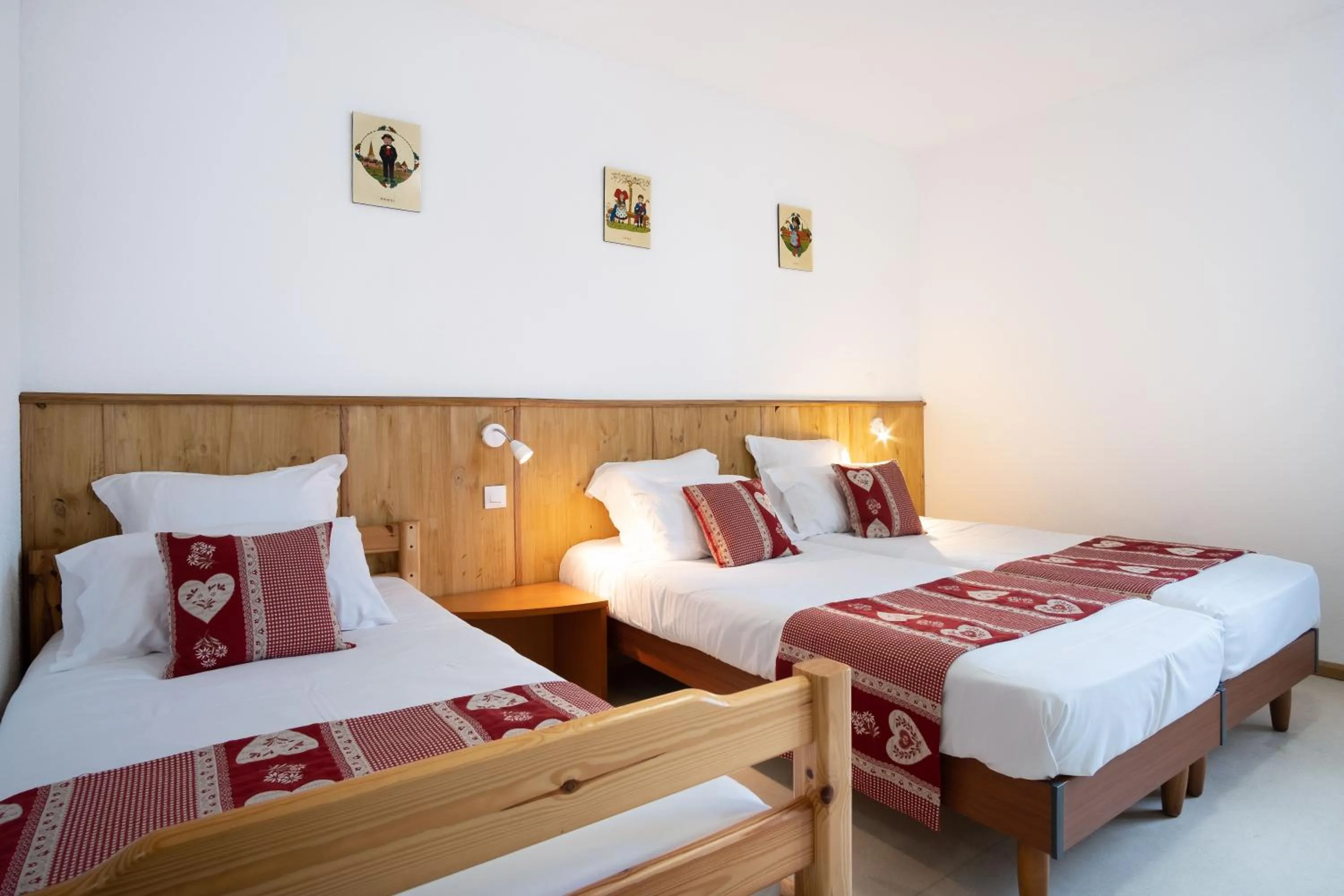 Bed in Hotel Relais d'ISSENHEIM Table d'hôtes