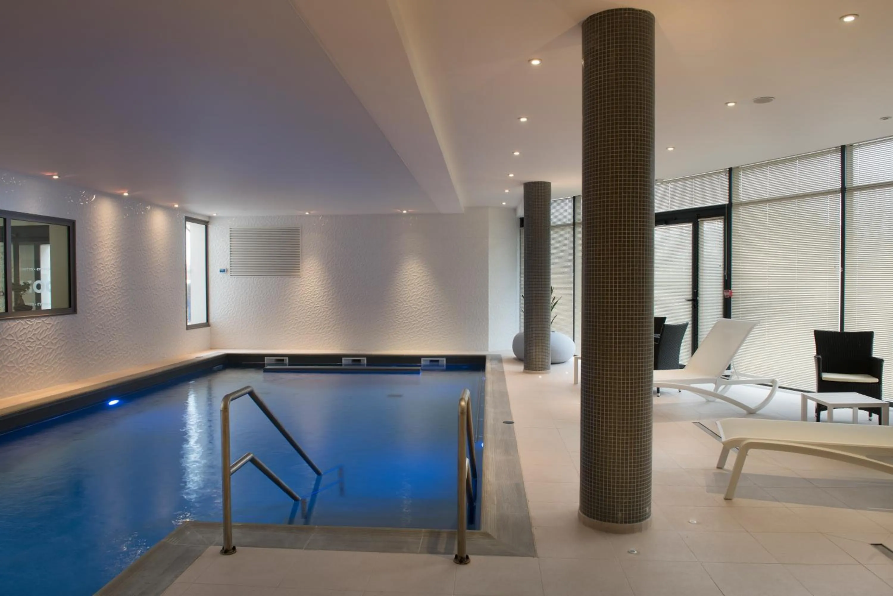 Pool view in Domitys - Le Carillon d'or