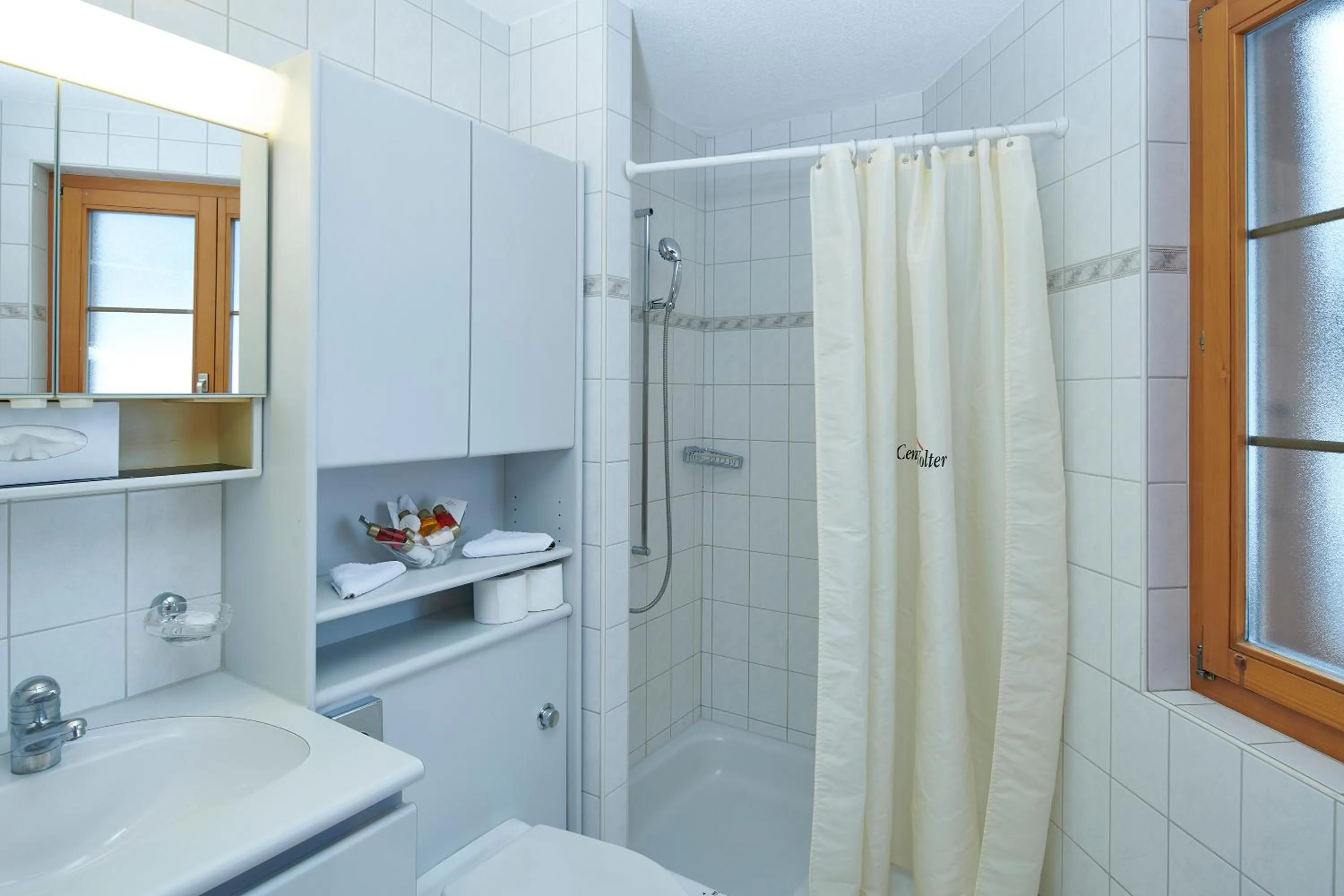 Shower in Hotel Central Wolter - Grindelwald