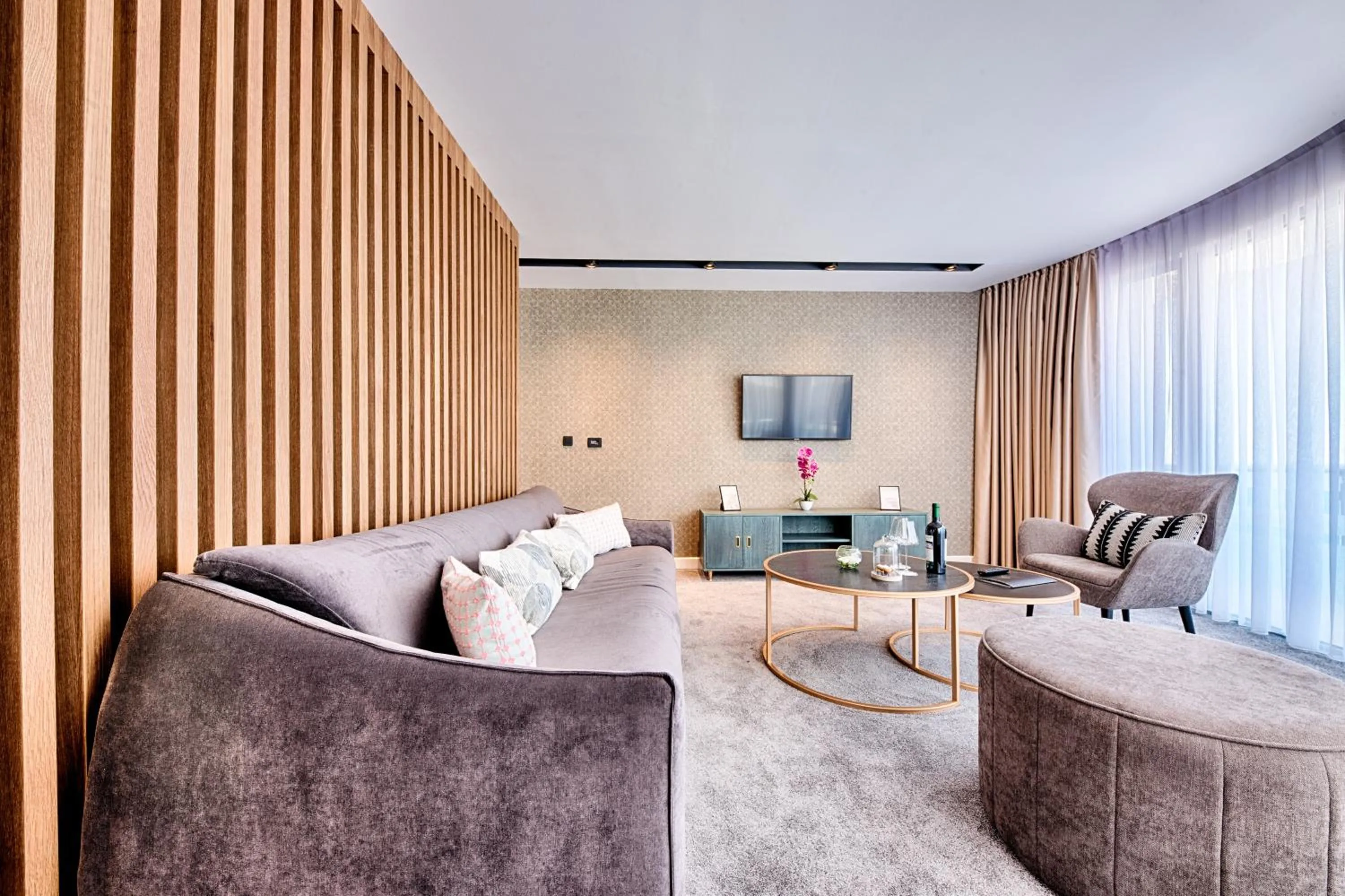 TV and multimedia in Kalamper Hotel & Spa