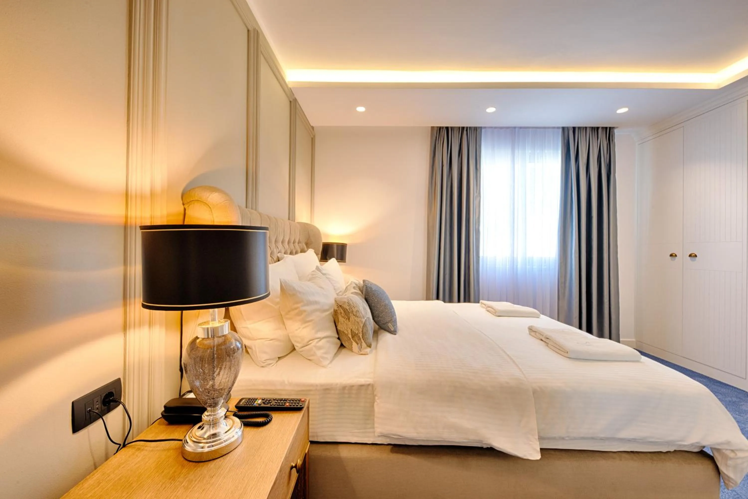 Bed in Kalamper Hotel & Spa