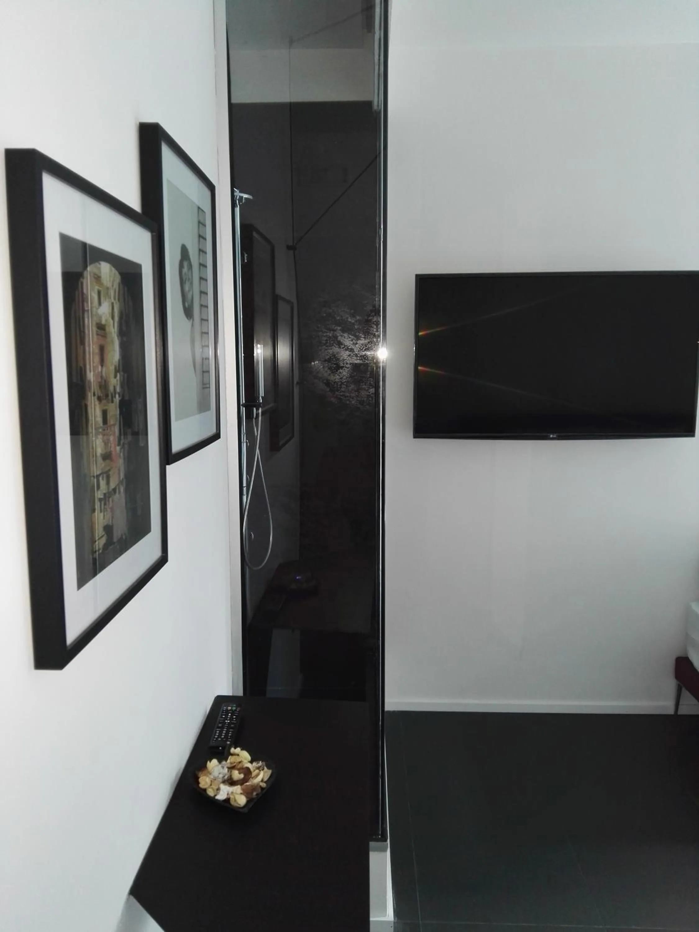 The Boutique Napoli Suite