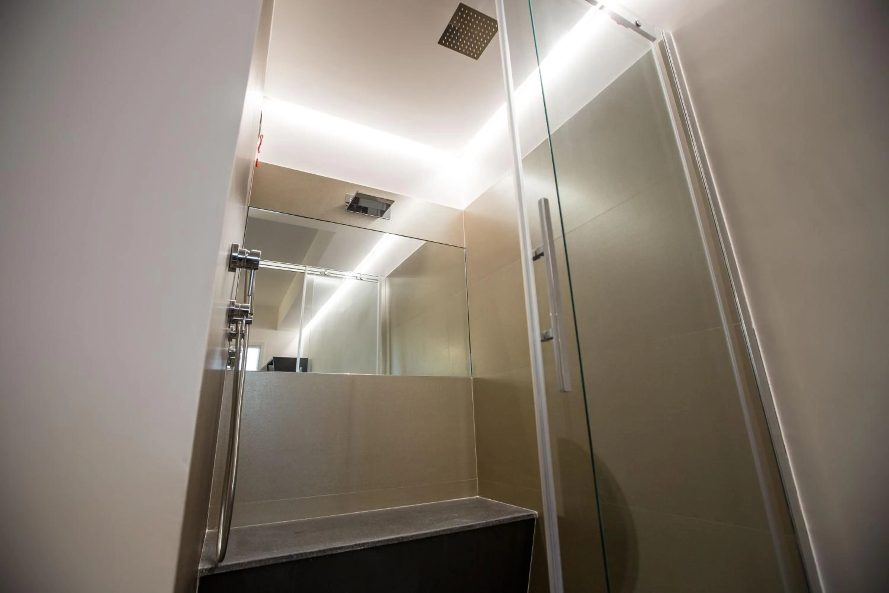 The Boutique Napoli Suite