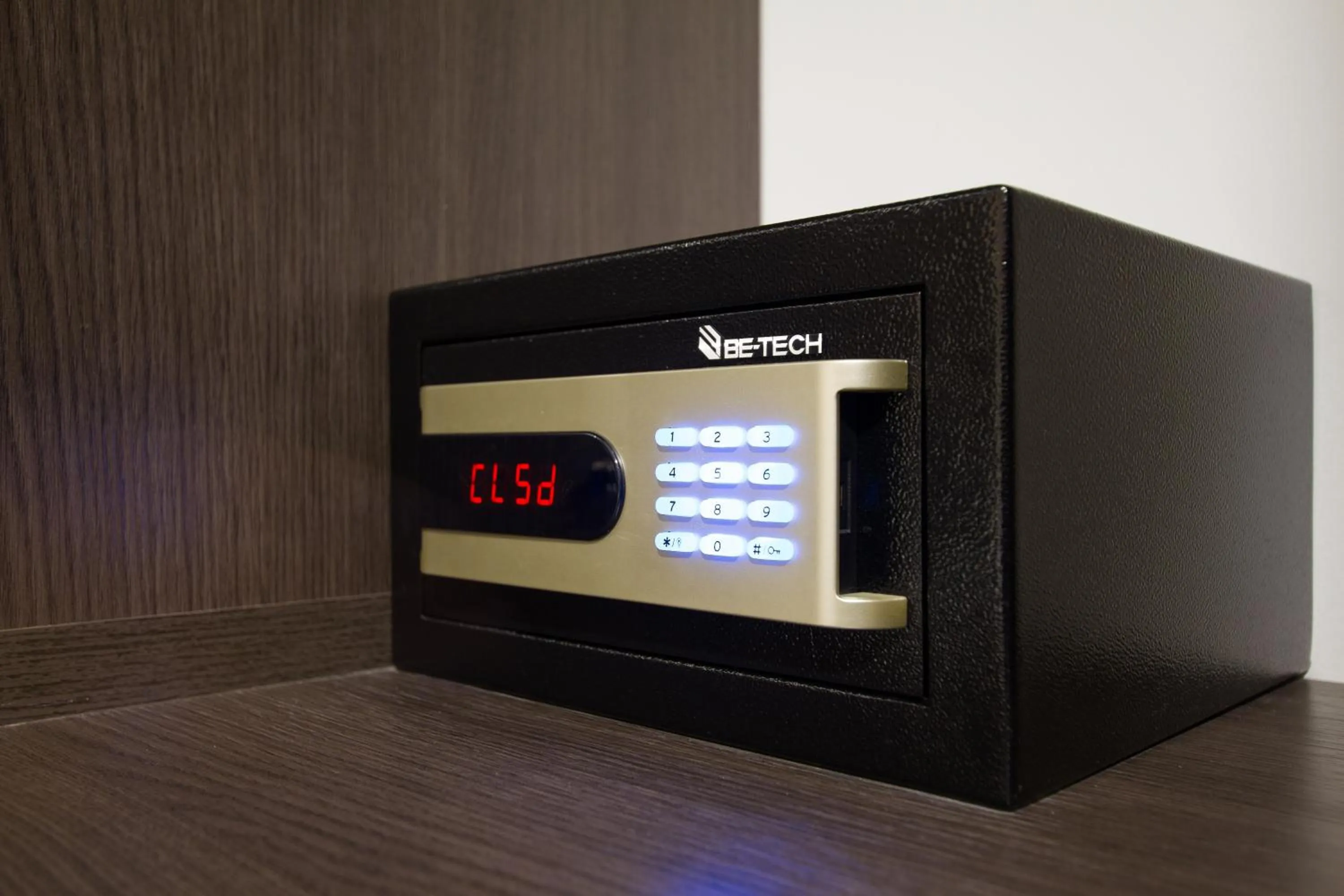 safe in BOG URBAN HOTEl