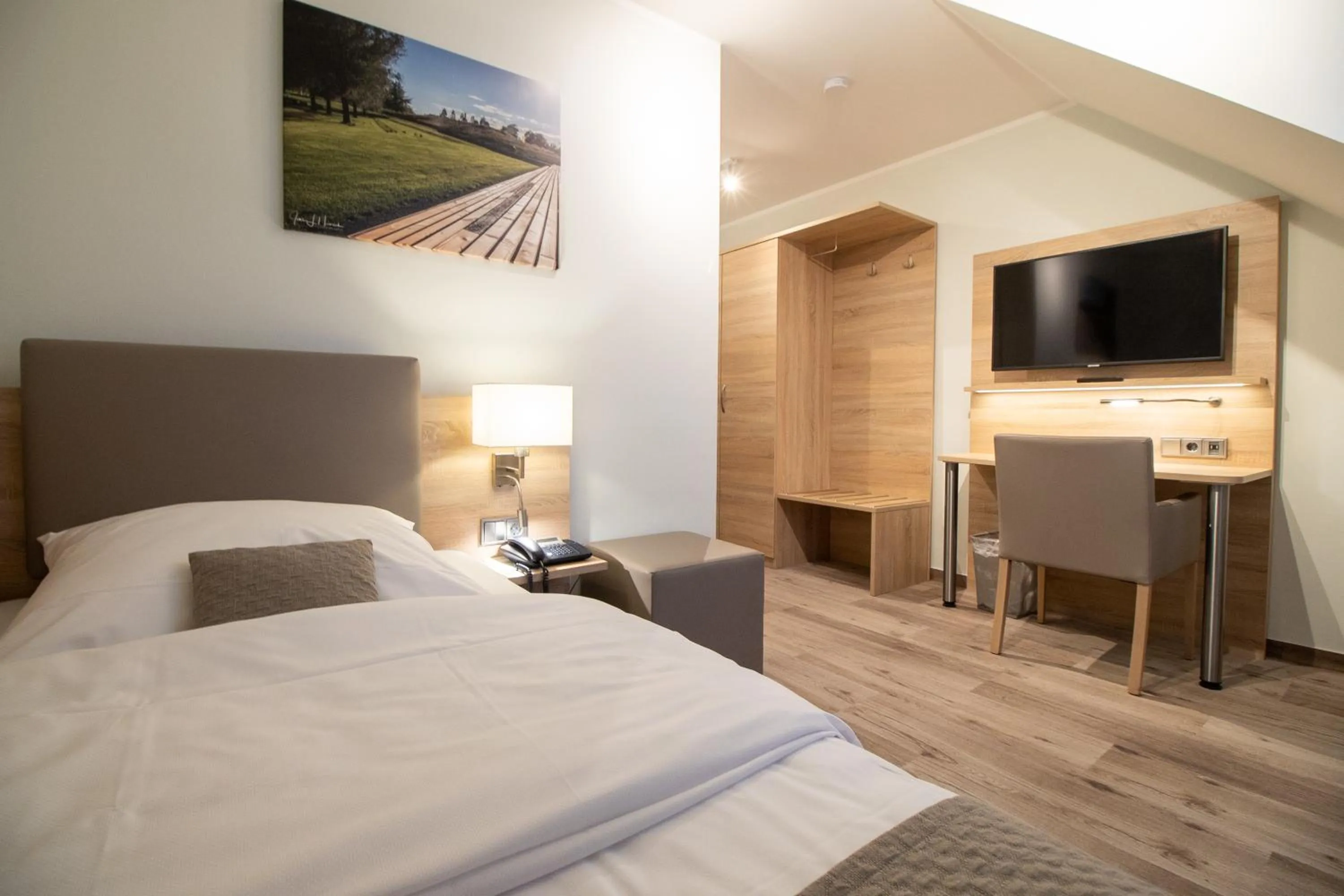 Bed in Hotel Fallersleber Spieker