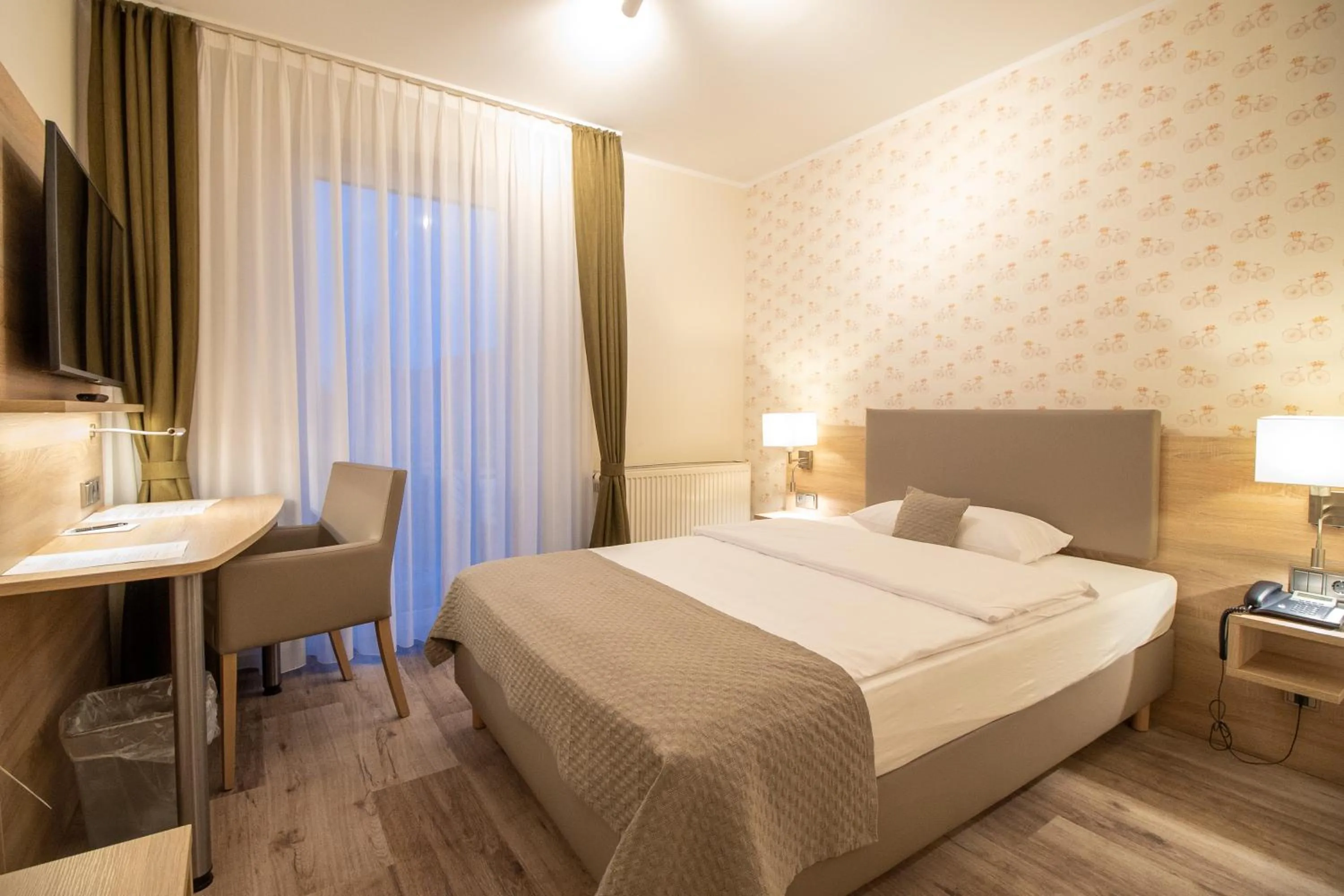 Bed in Hotel Fallersleber Spieker