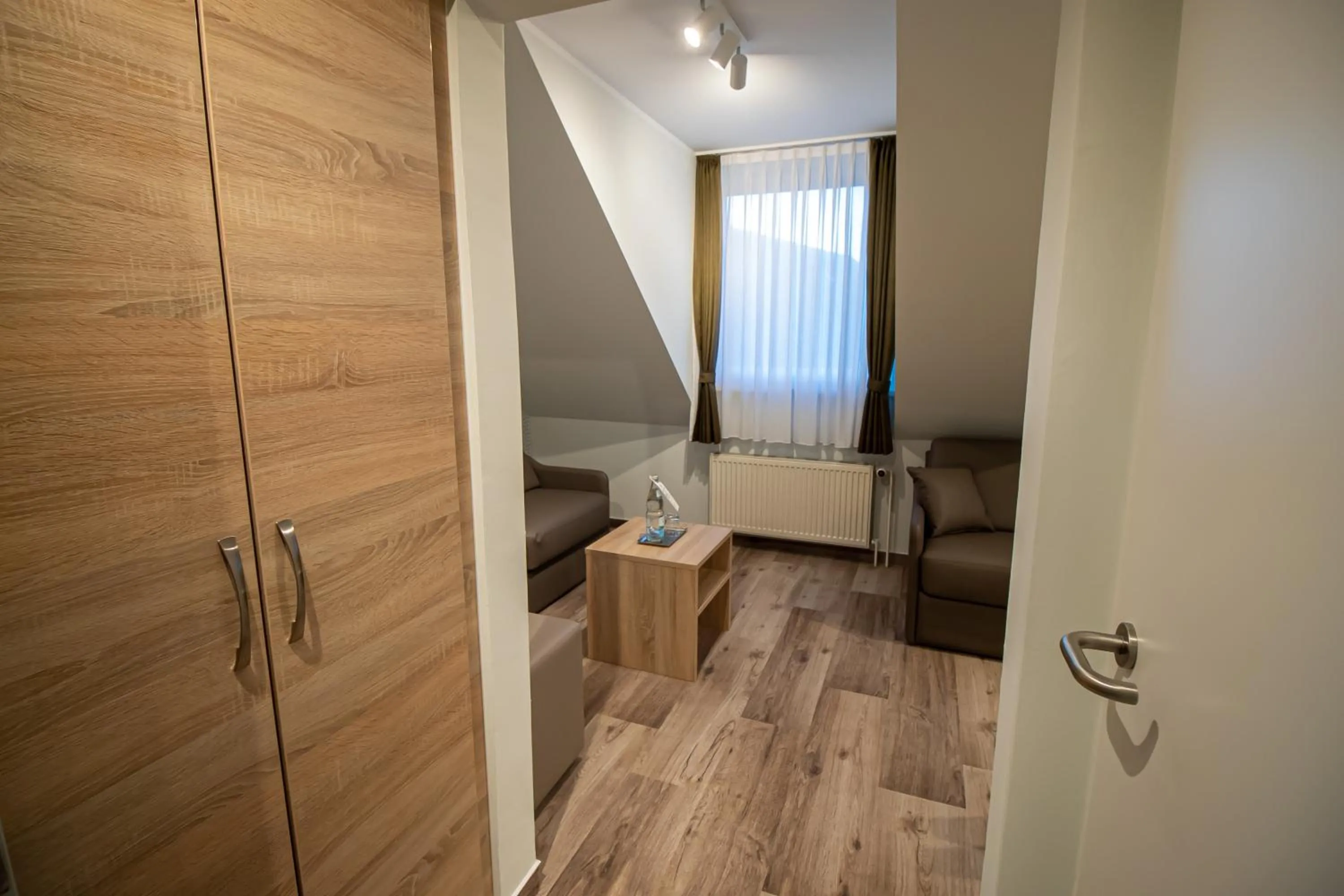 Photo of the whole room, Bed in Hotel Fallersleber Spieker