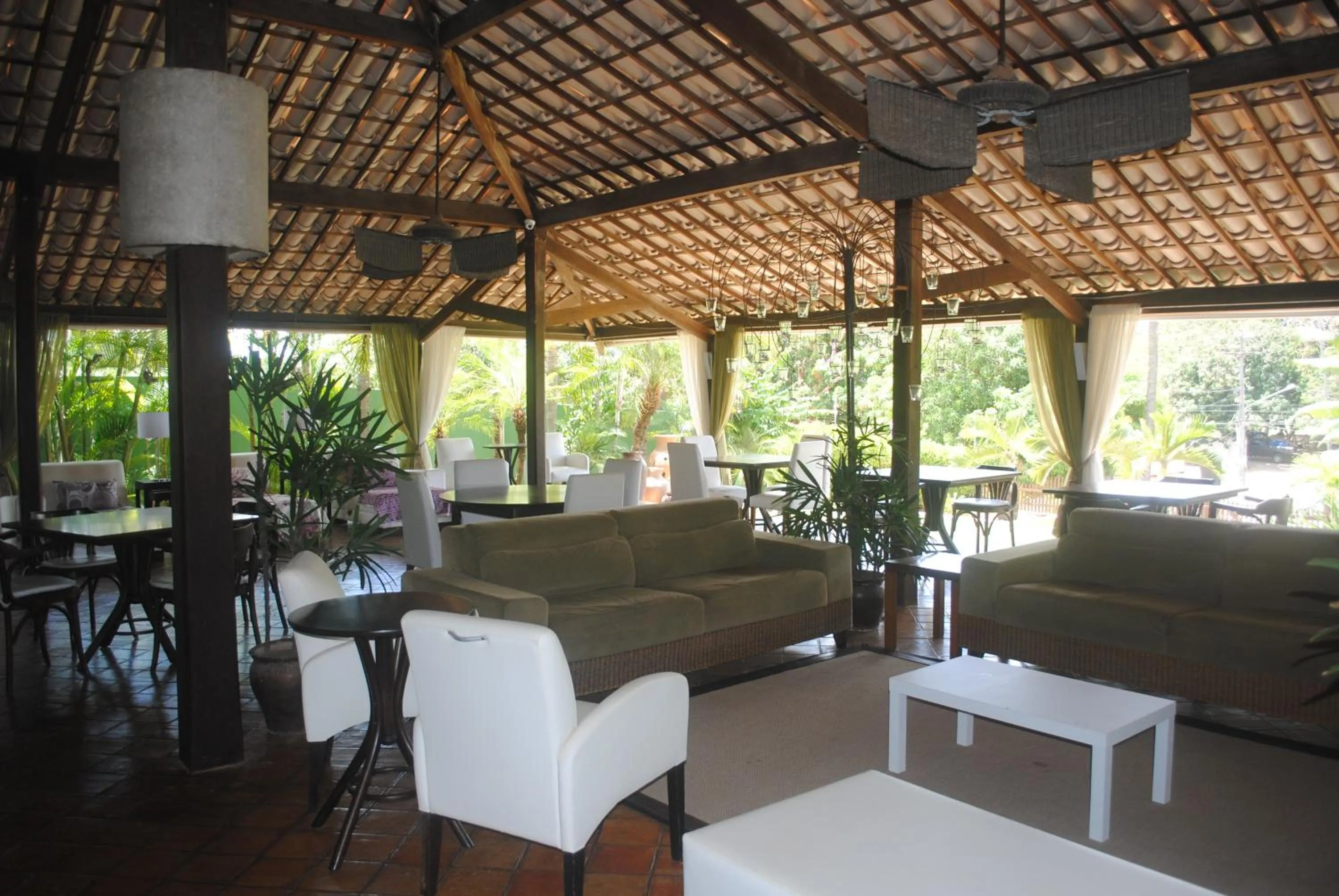 Restaurant/places to eat in Casa Girassois