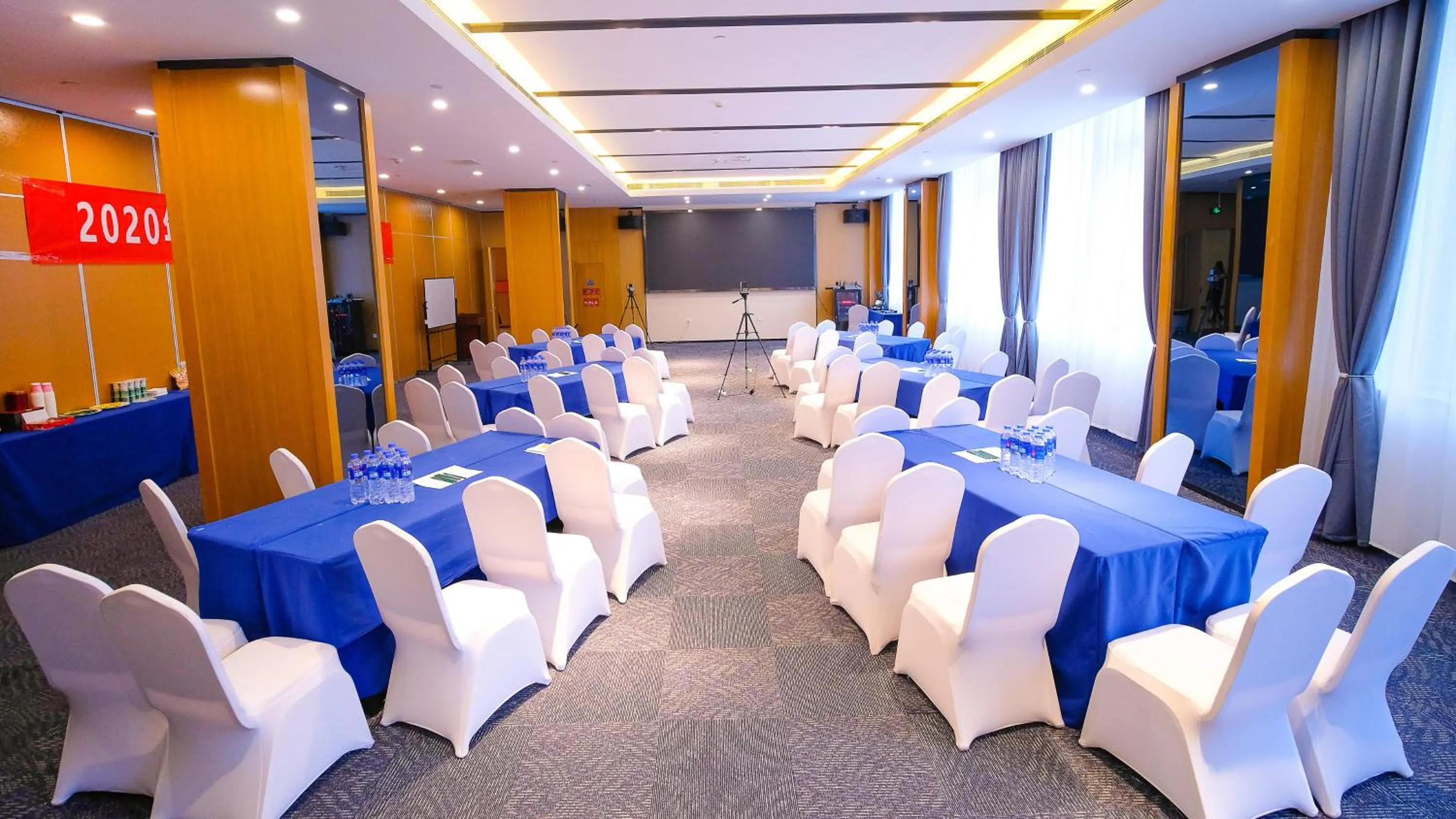 Meeting/conference room, Banquet Facilities in Holiday Inn Express Bengbu Downtown, an IHG Hotel