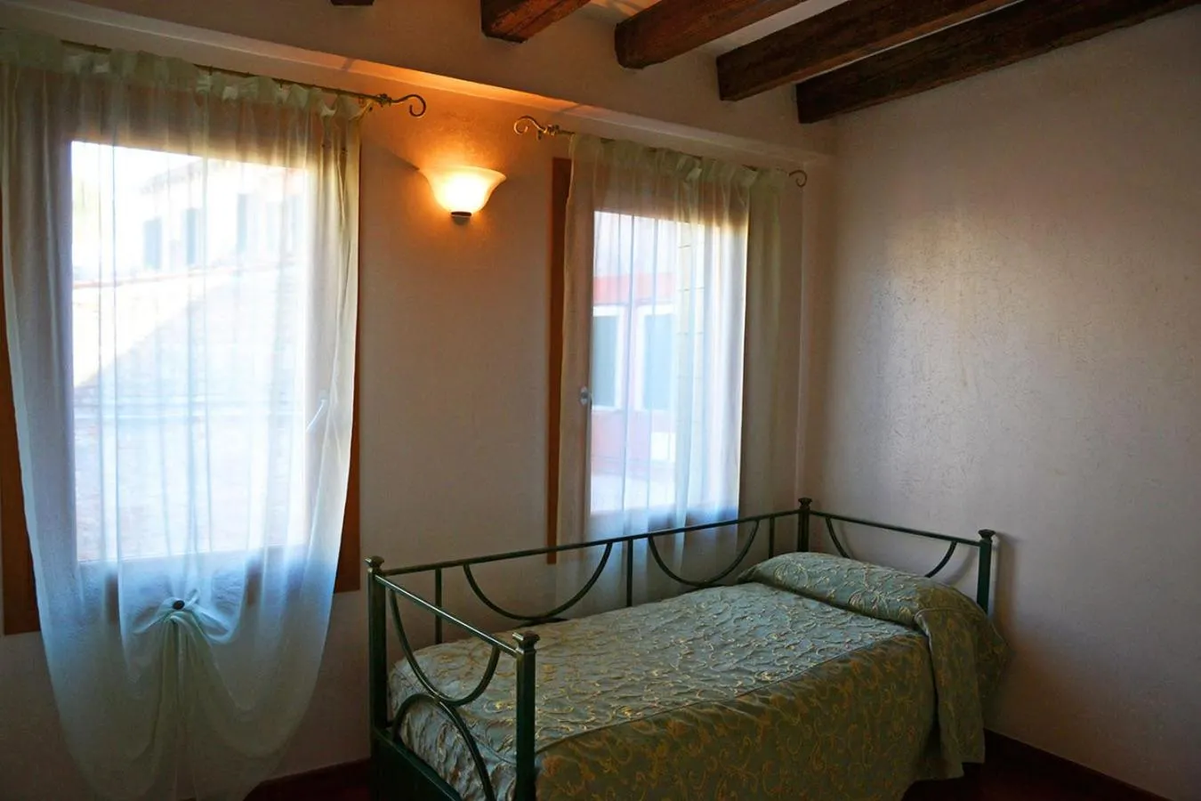 Bed in Oceano Mare B&B