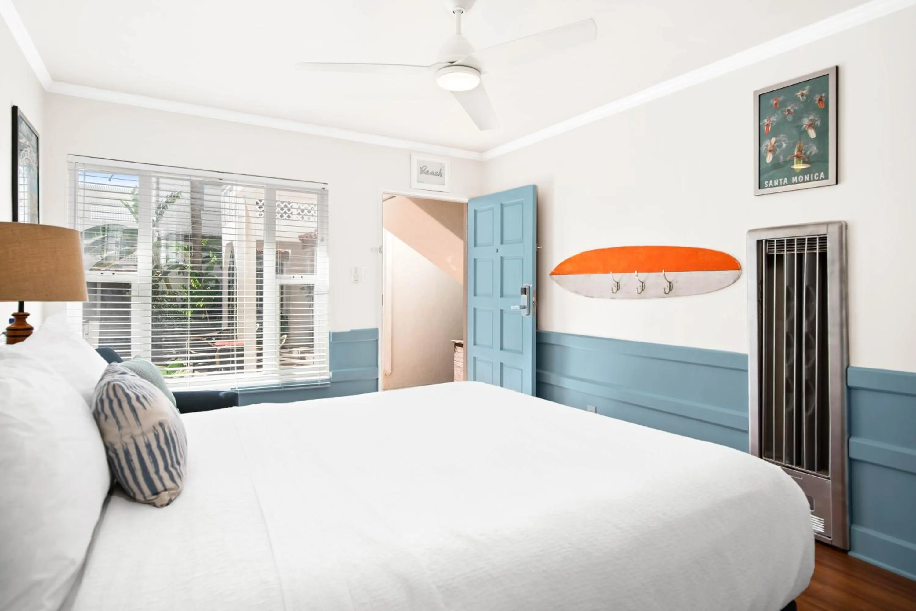 Photo of the whole room, Bed in Sea Blue Hotel