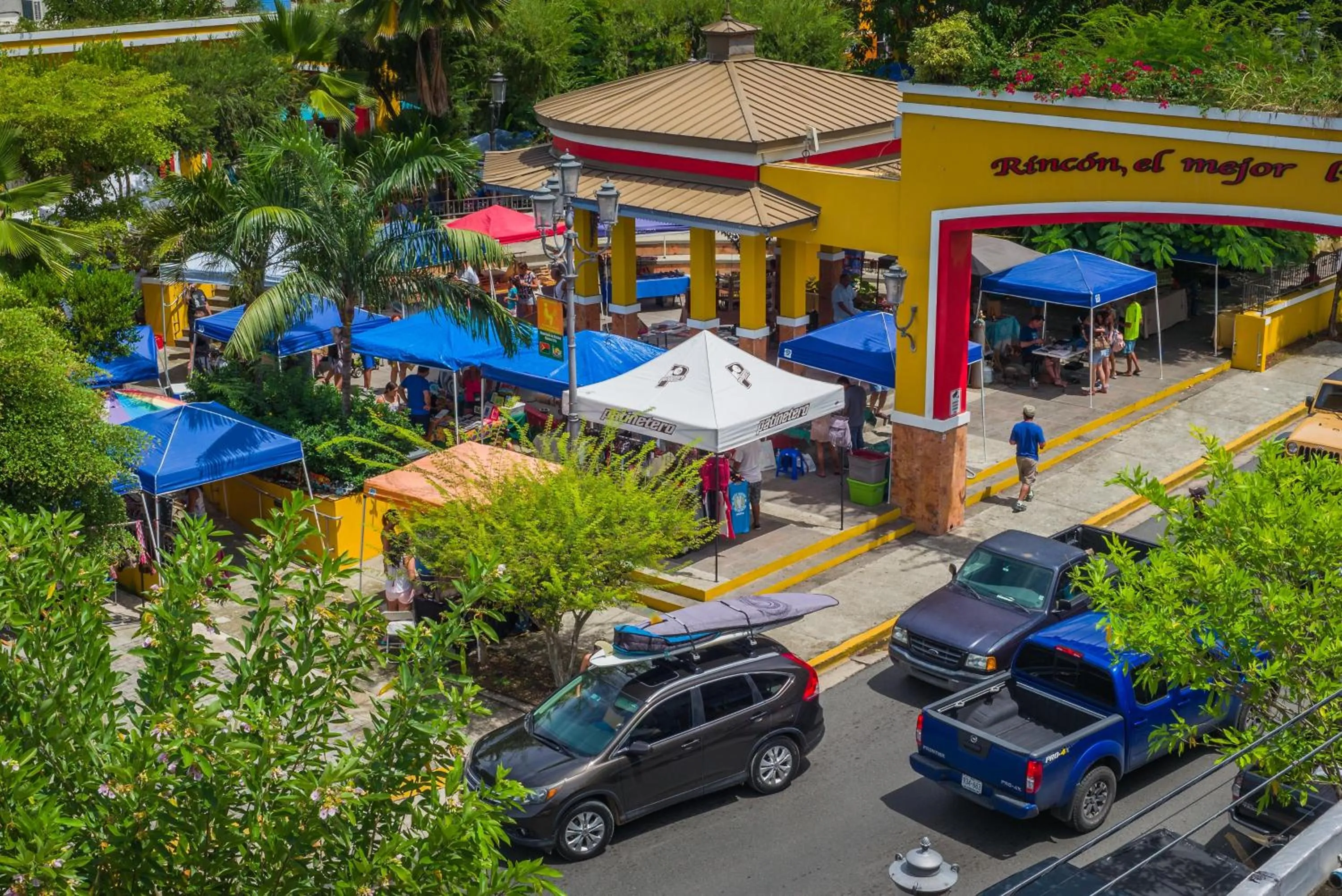 Neighbourhood in Rincon Plaza Hotel