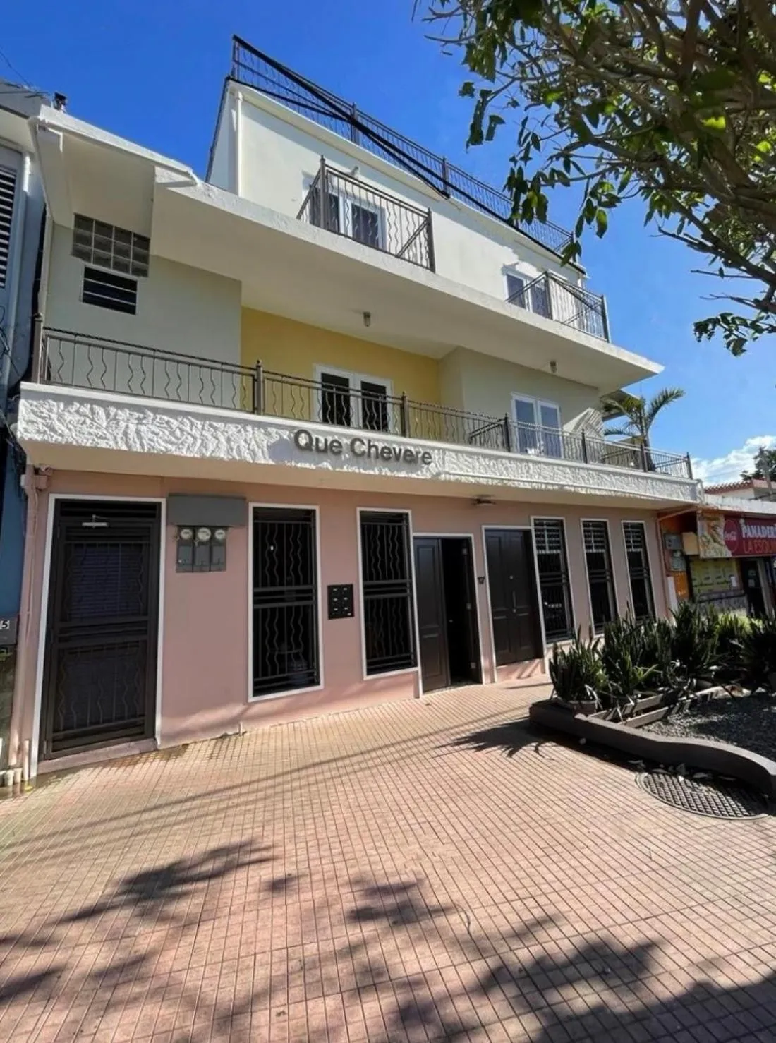 Property building in Rincon Plaza Hotel