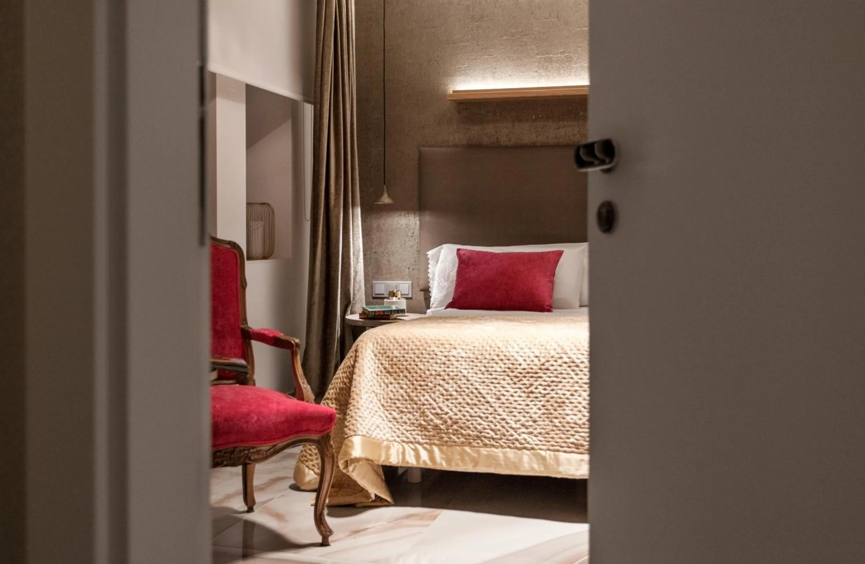 Decorative detail, Bed in Villa Birdie Boutique - Adults Only