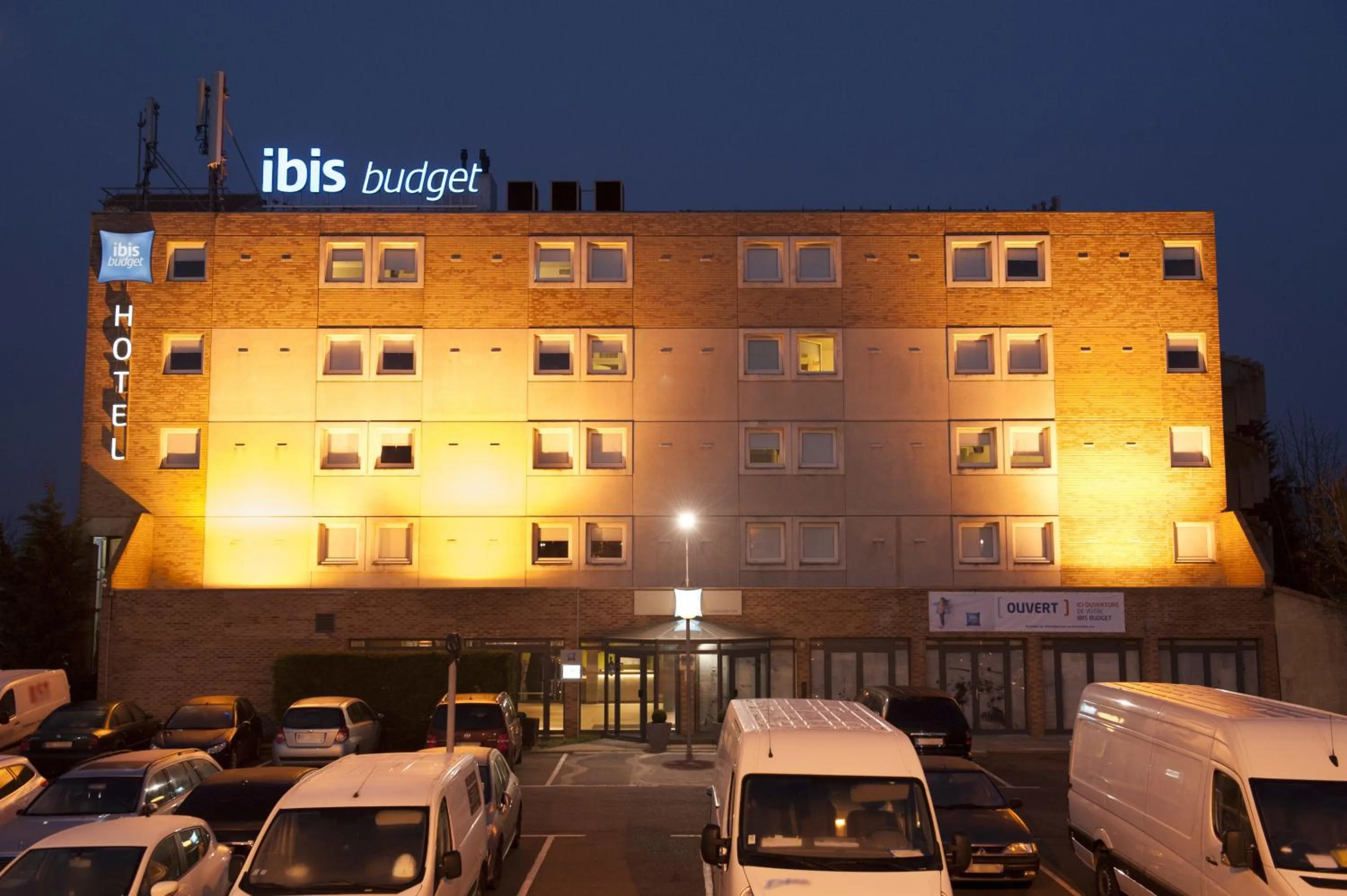 Property building in ibis budget Goussainville Charles de Gaulle