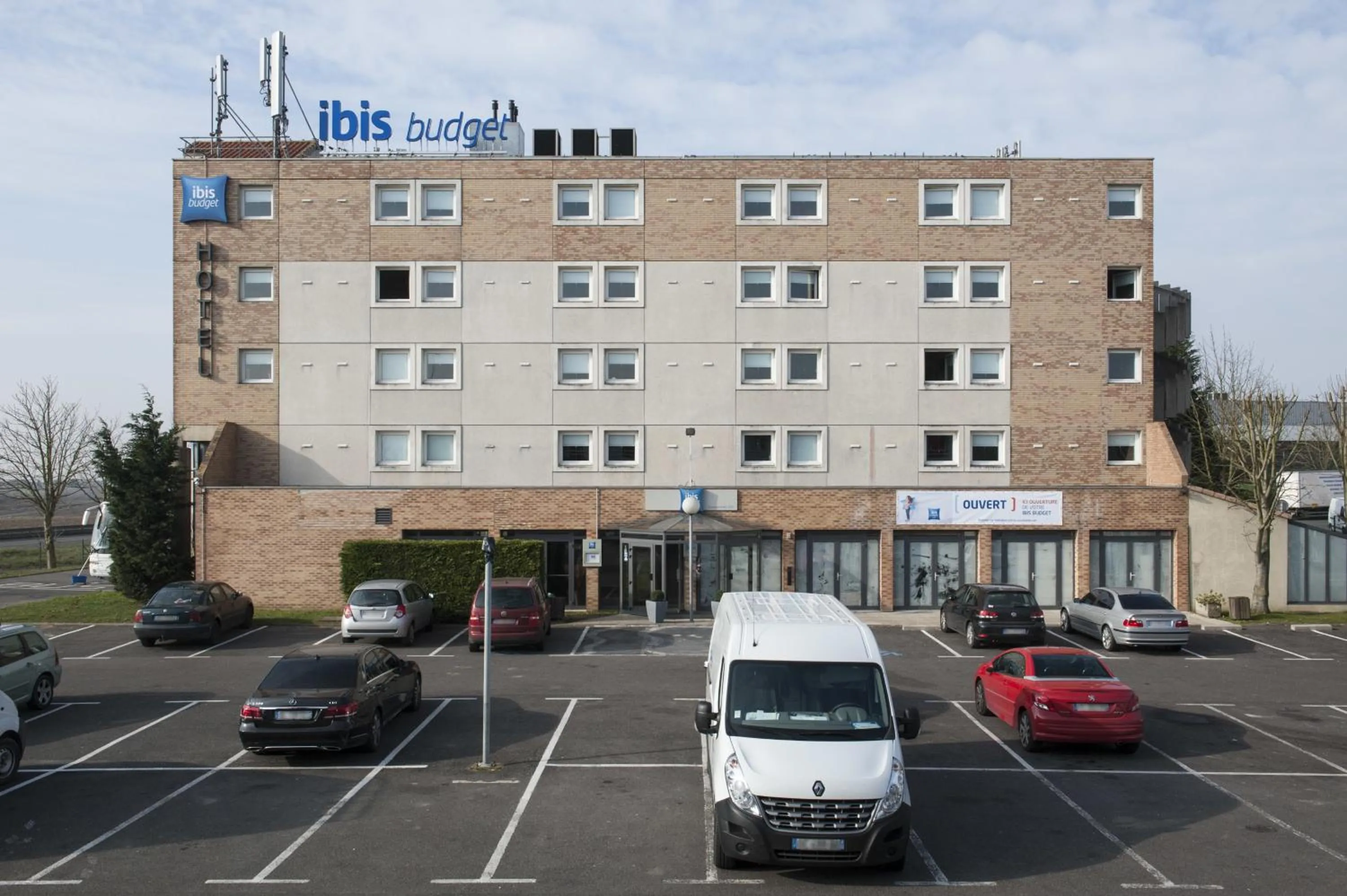 Property building in ibis budget Goussainville Charles de Gaulle