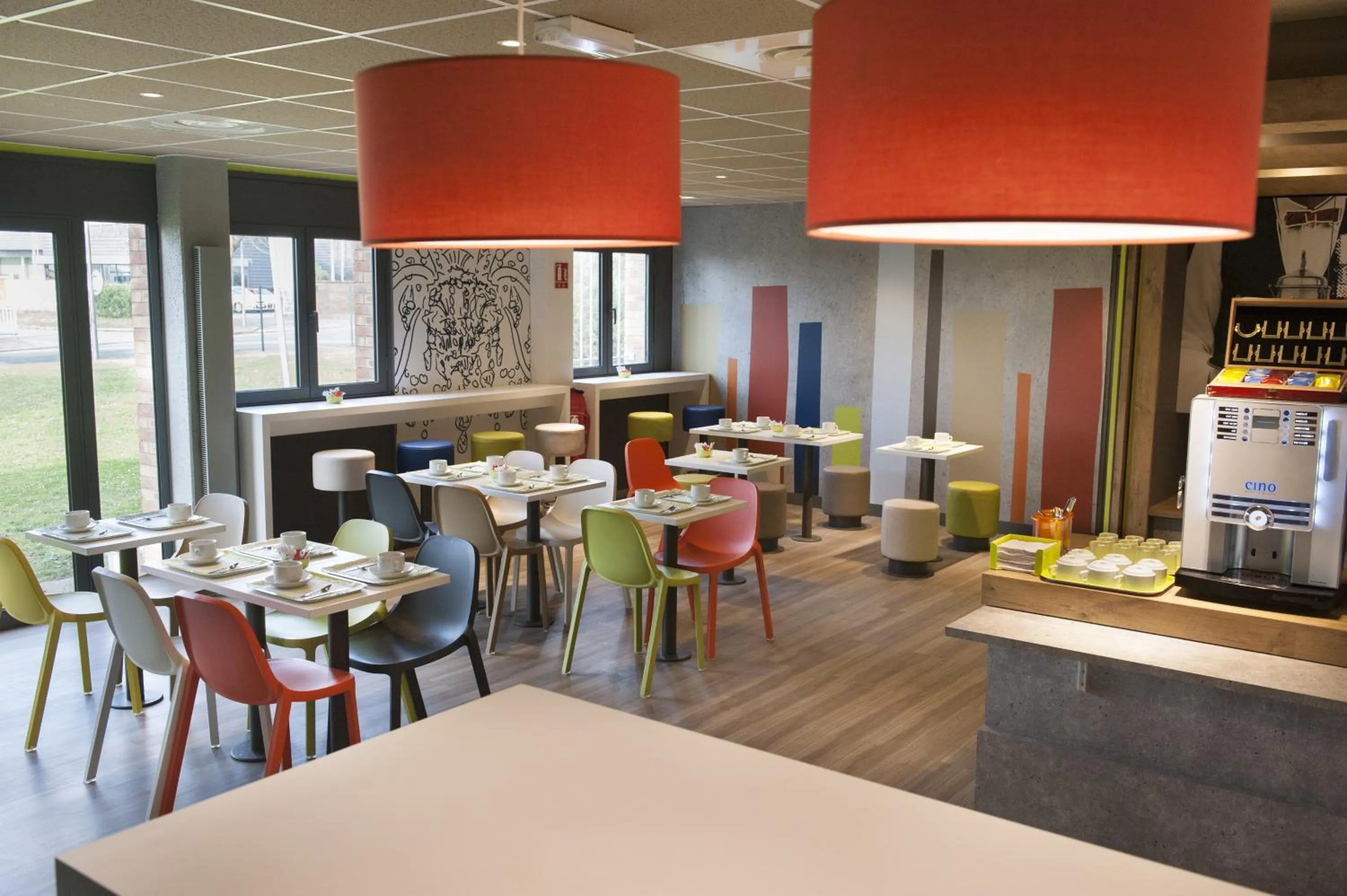 Restaurant/places to eat in ibis budget Goussainville Charles de Gaulle