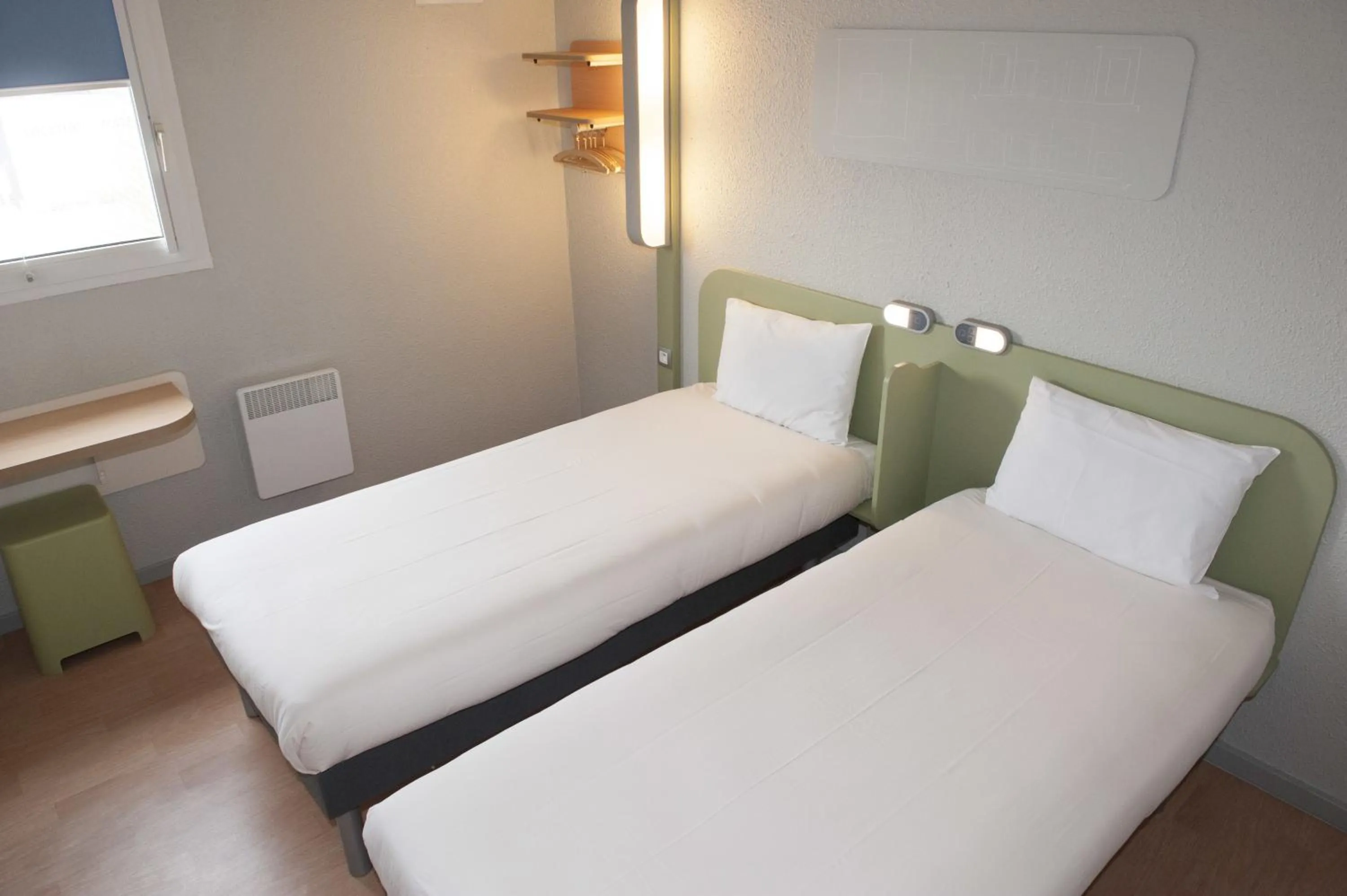 Bed in ibis budget Goussainville Charles de Gaulle