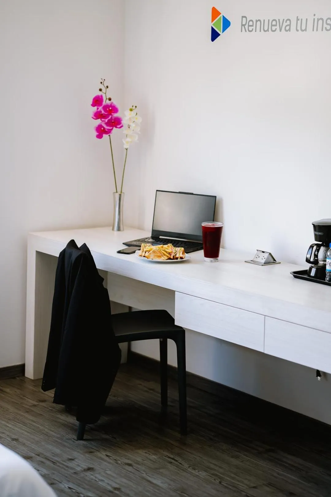 Bedroom in Life Hotel