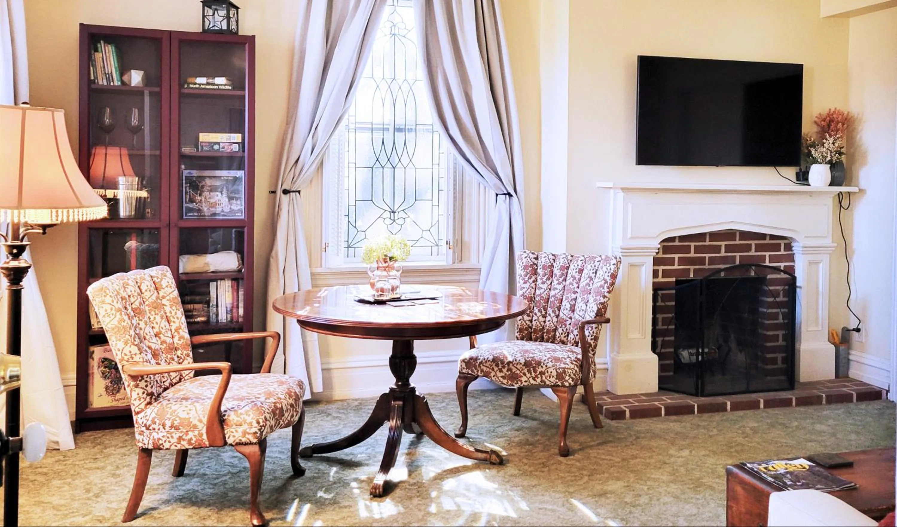 TV and multimedia in Pheasant Field Bed and Breakfast