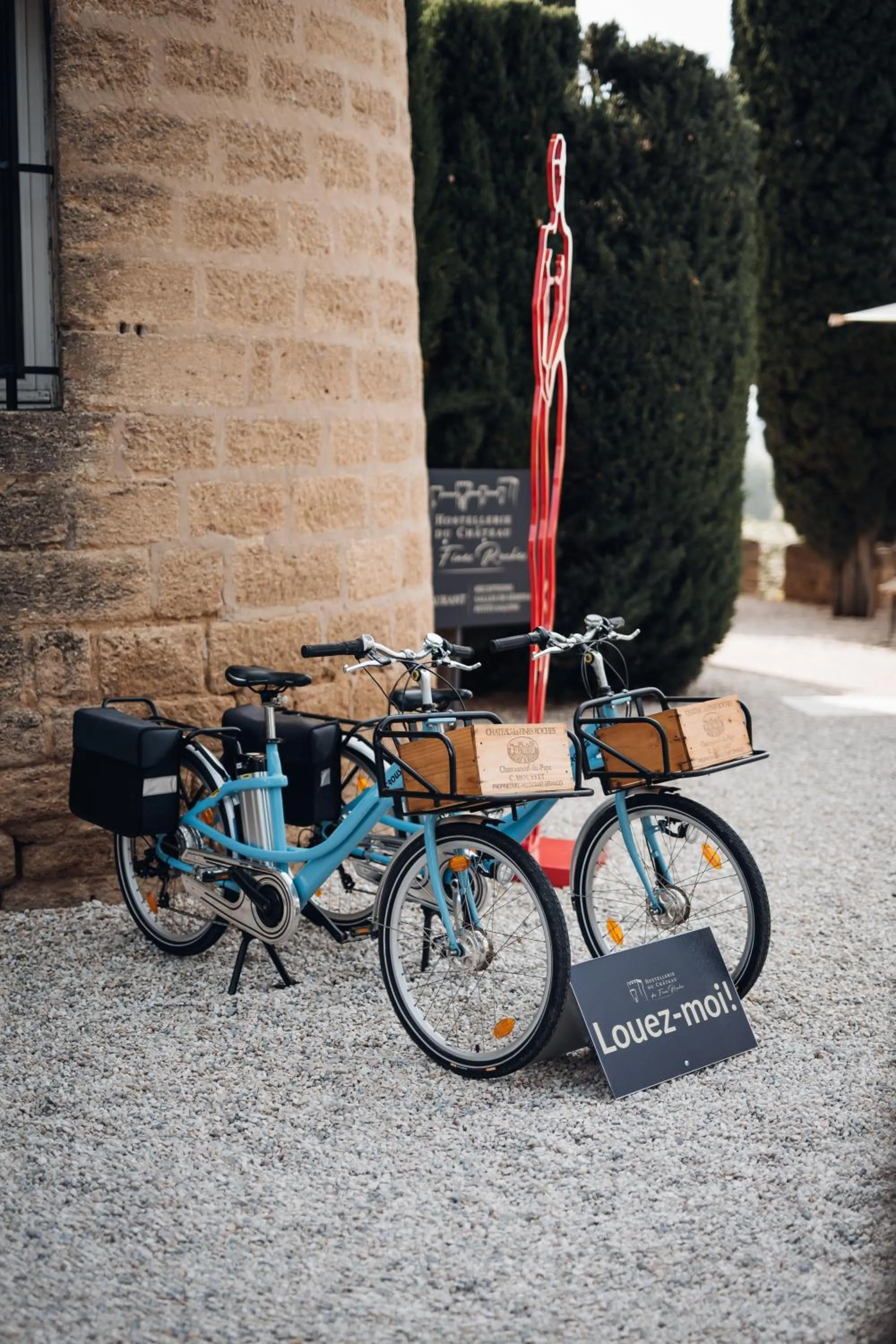 Cycling in Hostellerie du Château des Fines Roches