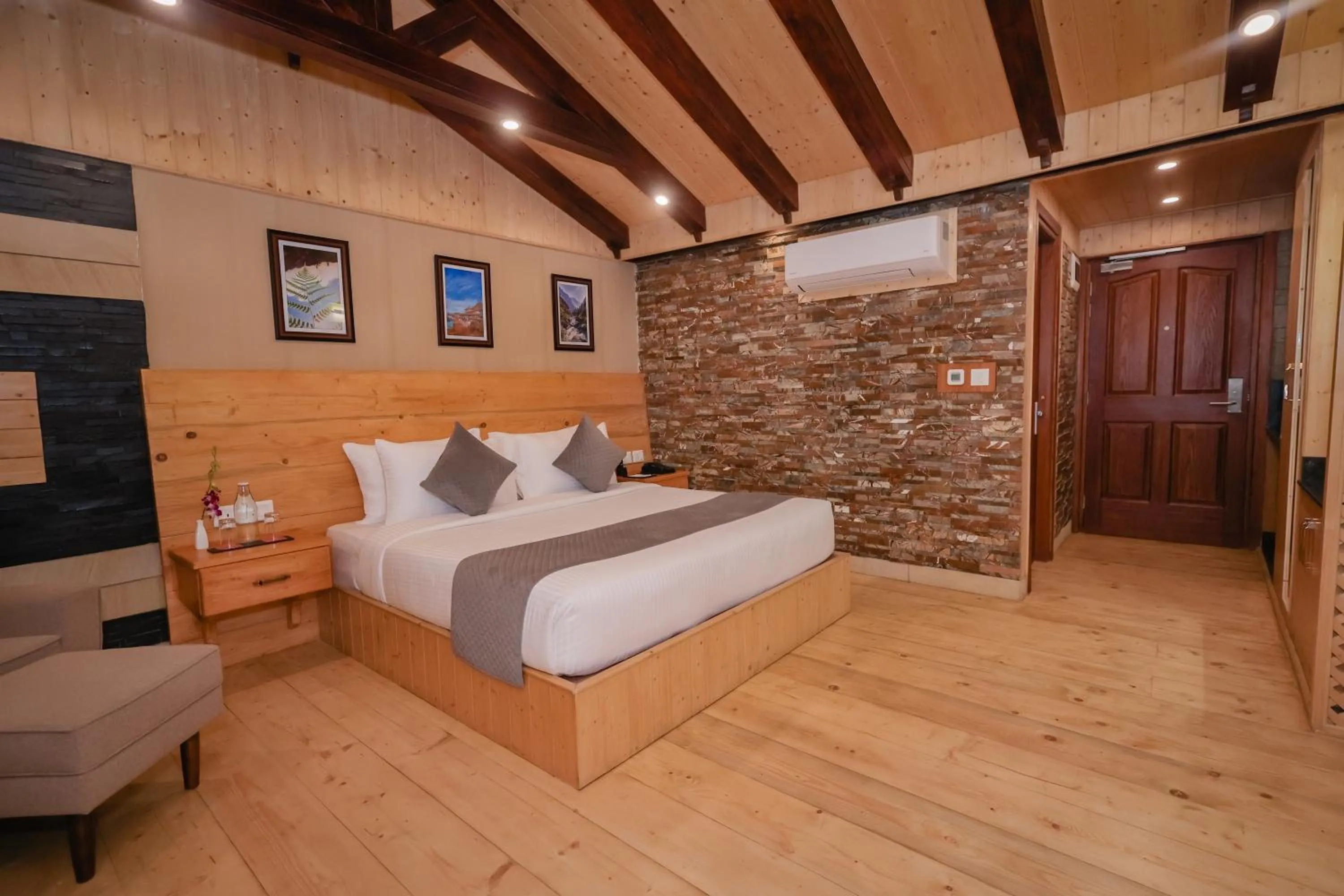 Bedroom, Bed in Regenta Resort MARS Valley View Shoghi