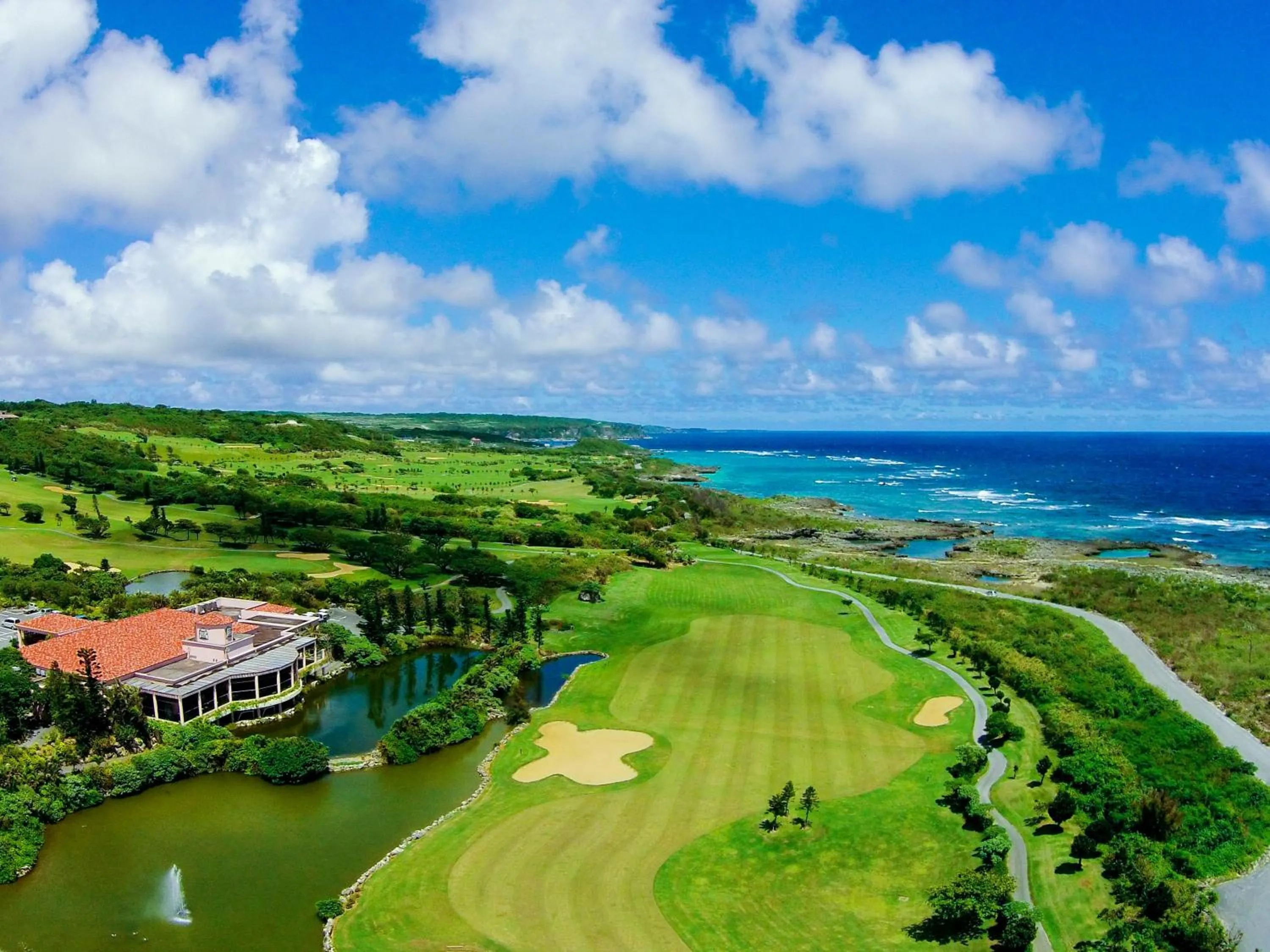 Golfcourse in Allamanda Imgya Coral Village