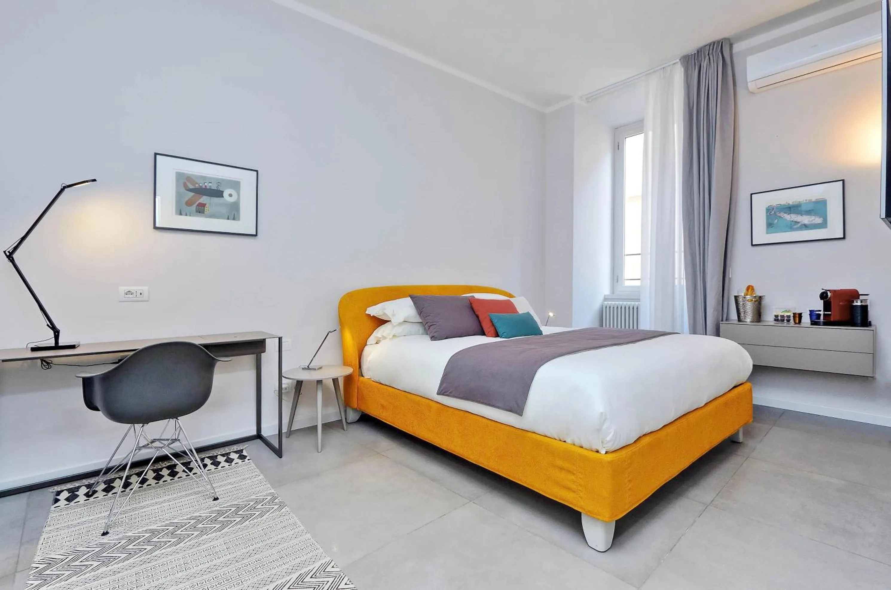 Bed in Propaganda Suites