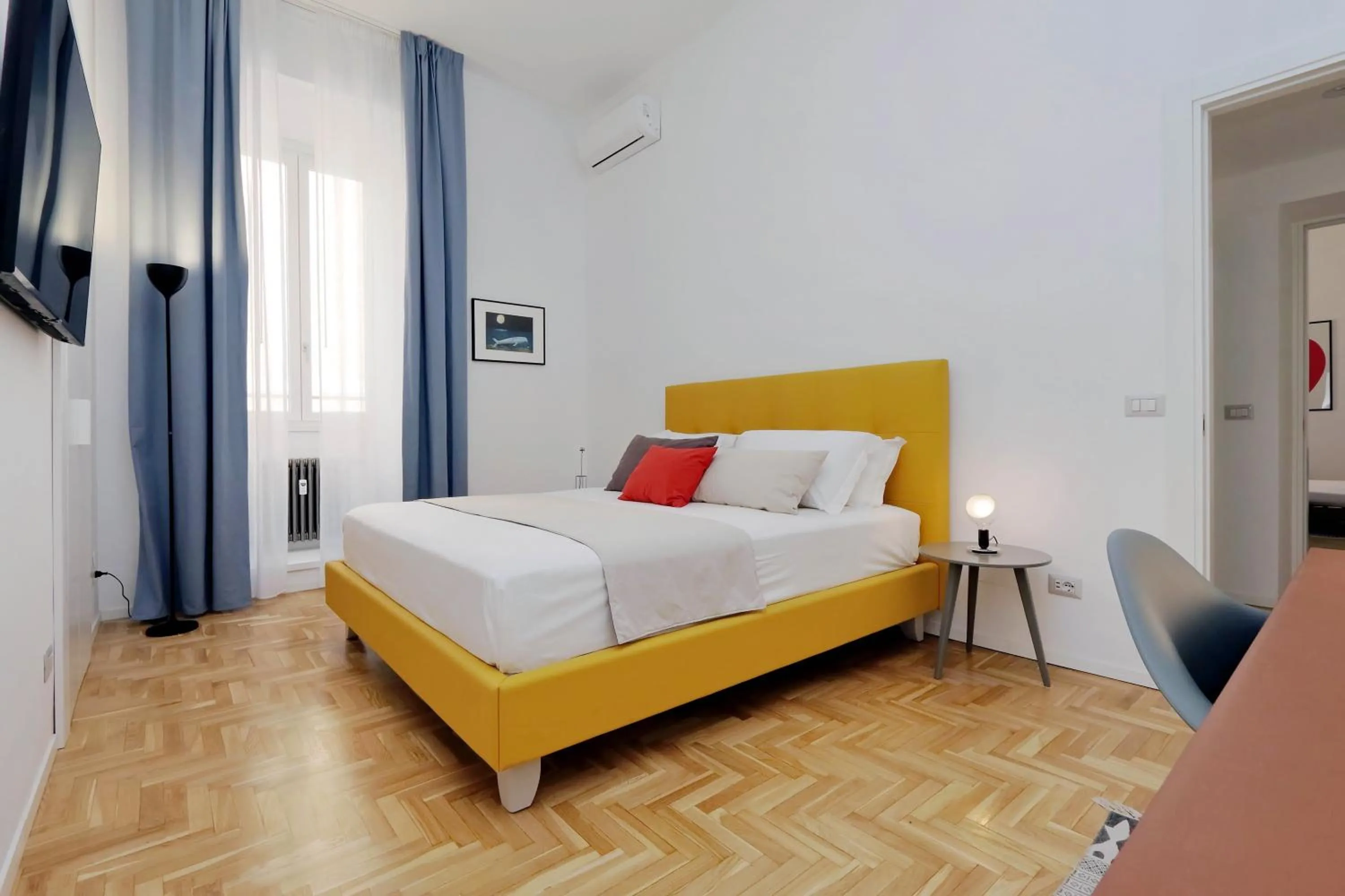 Bed in Propaganda Suites