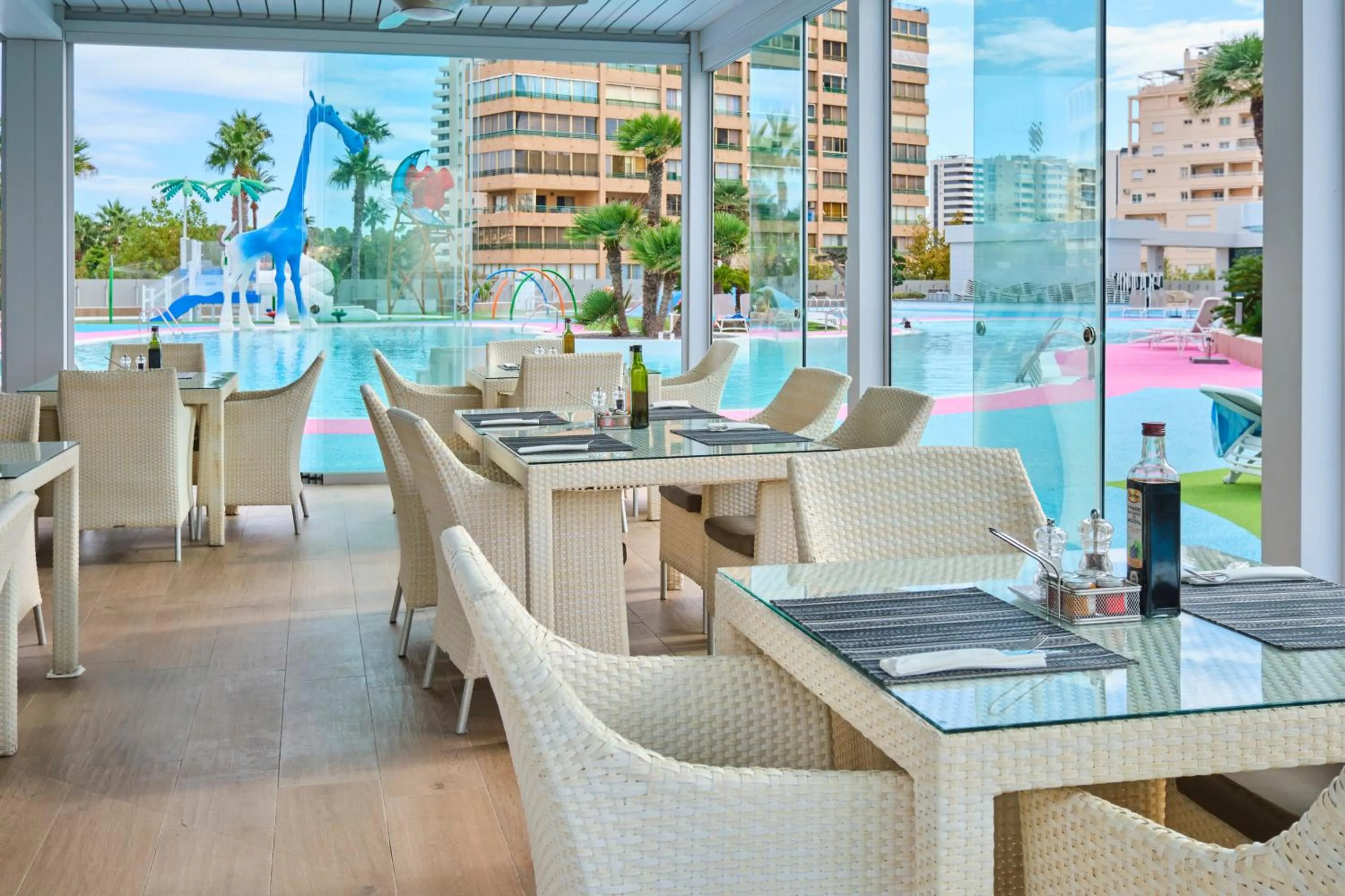 Restaurant/places to eat in ESTIMAR Calpe Suitopia