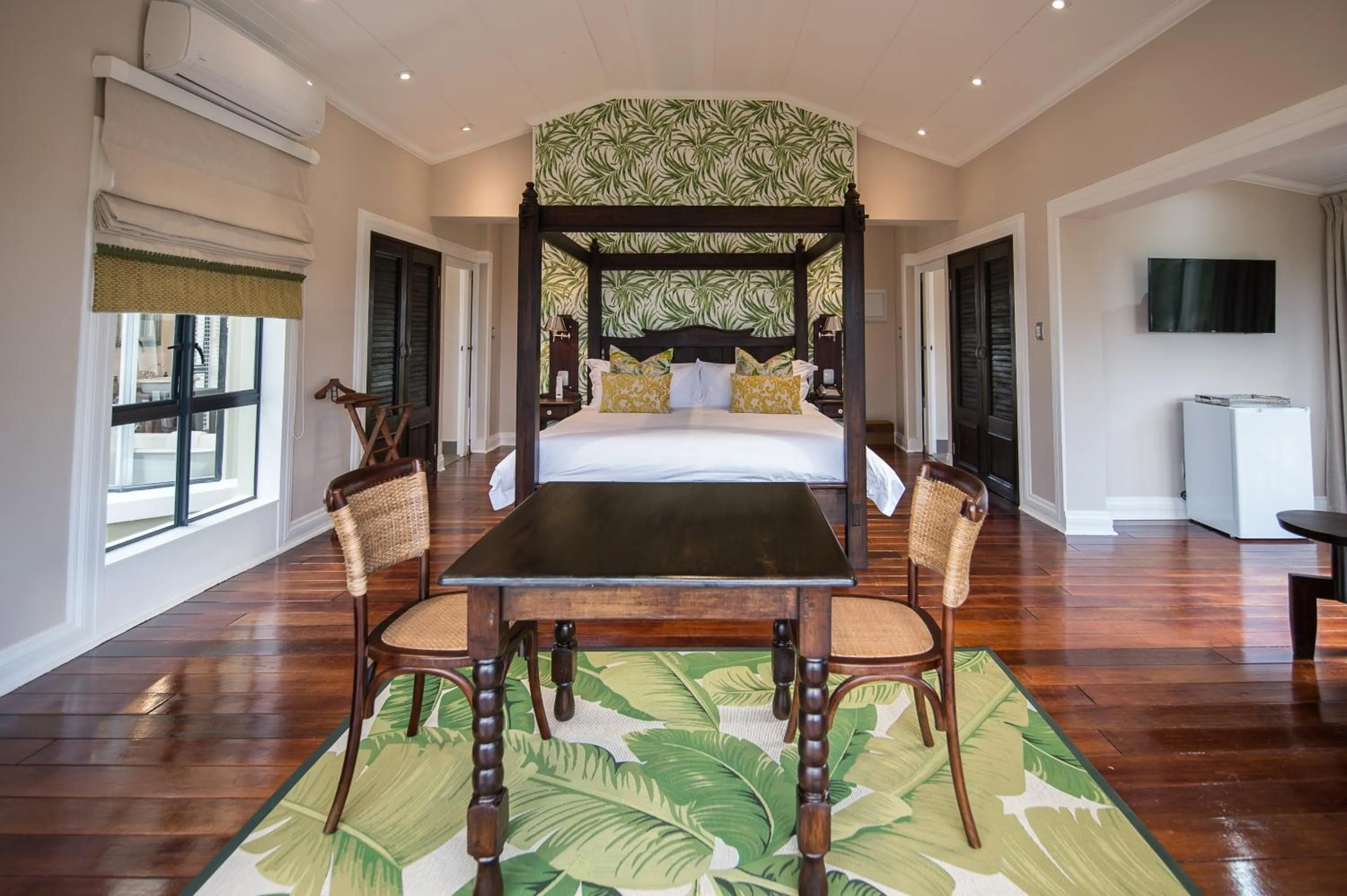 Bedroom, Bed in The Royal Fischer Hotel