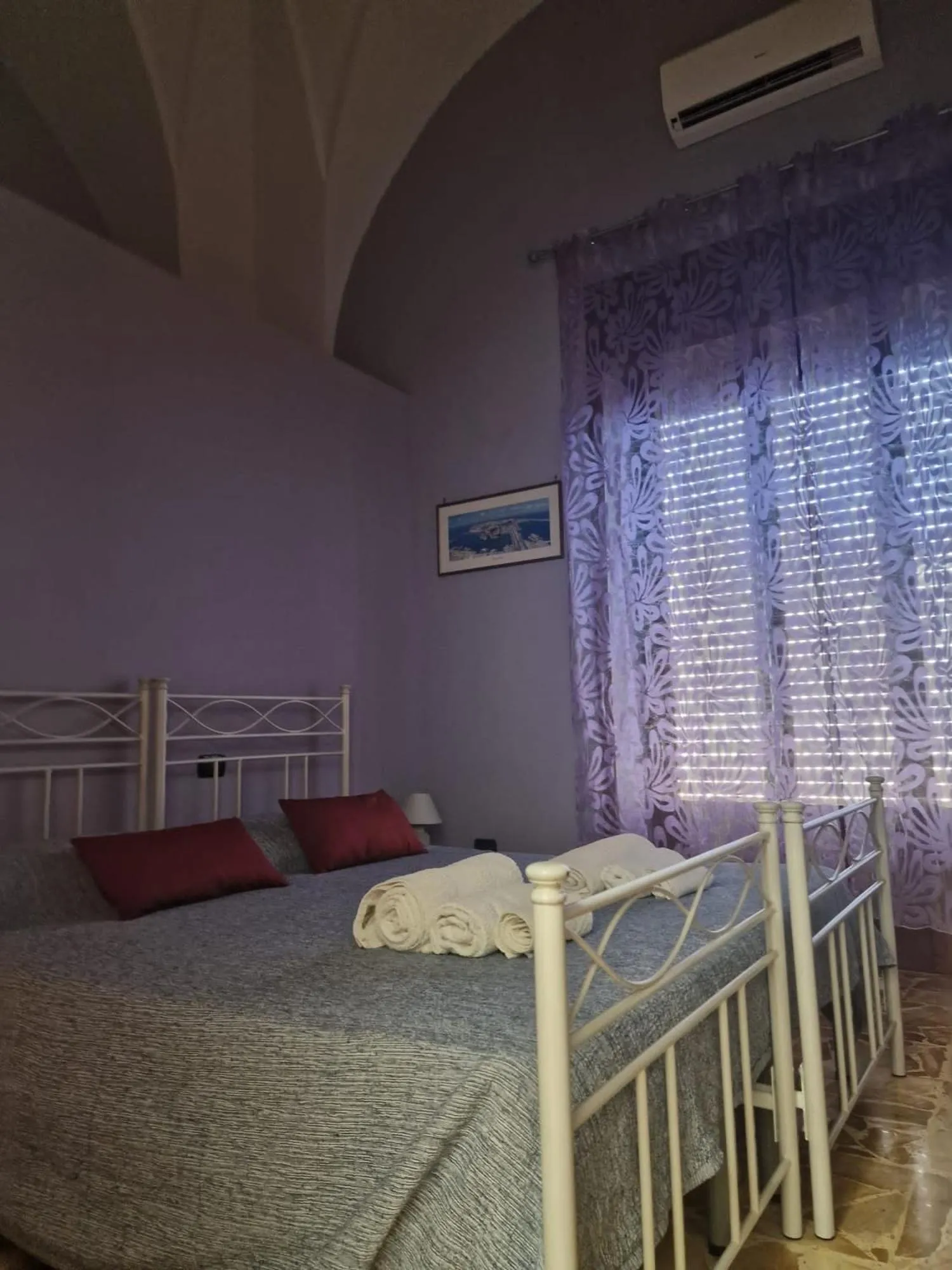 Photo of the whole room in Lu Zezzu