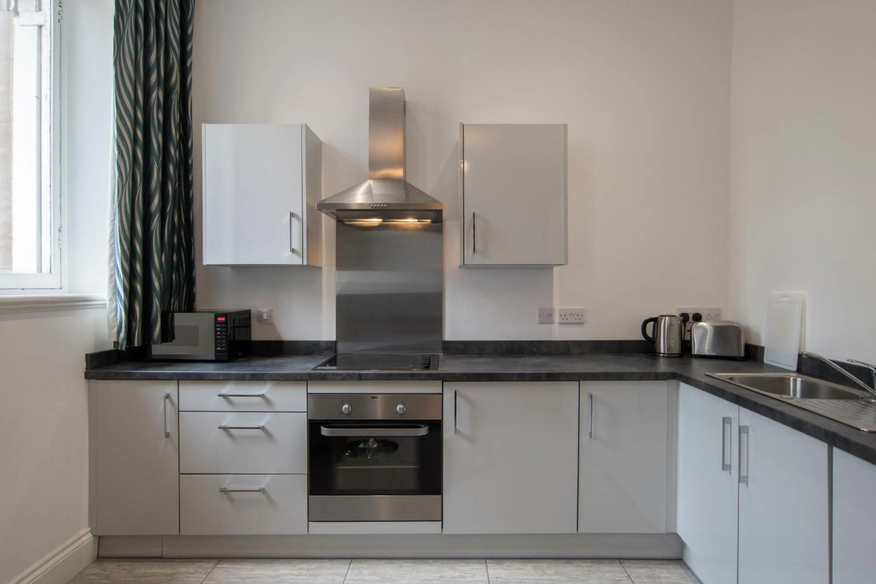 Kitchen or kitchenette in The Castle Collection - 25 Castle Street