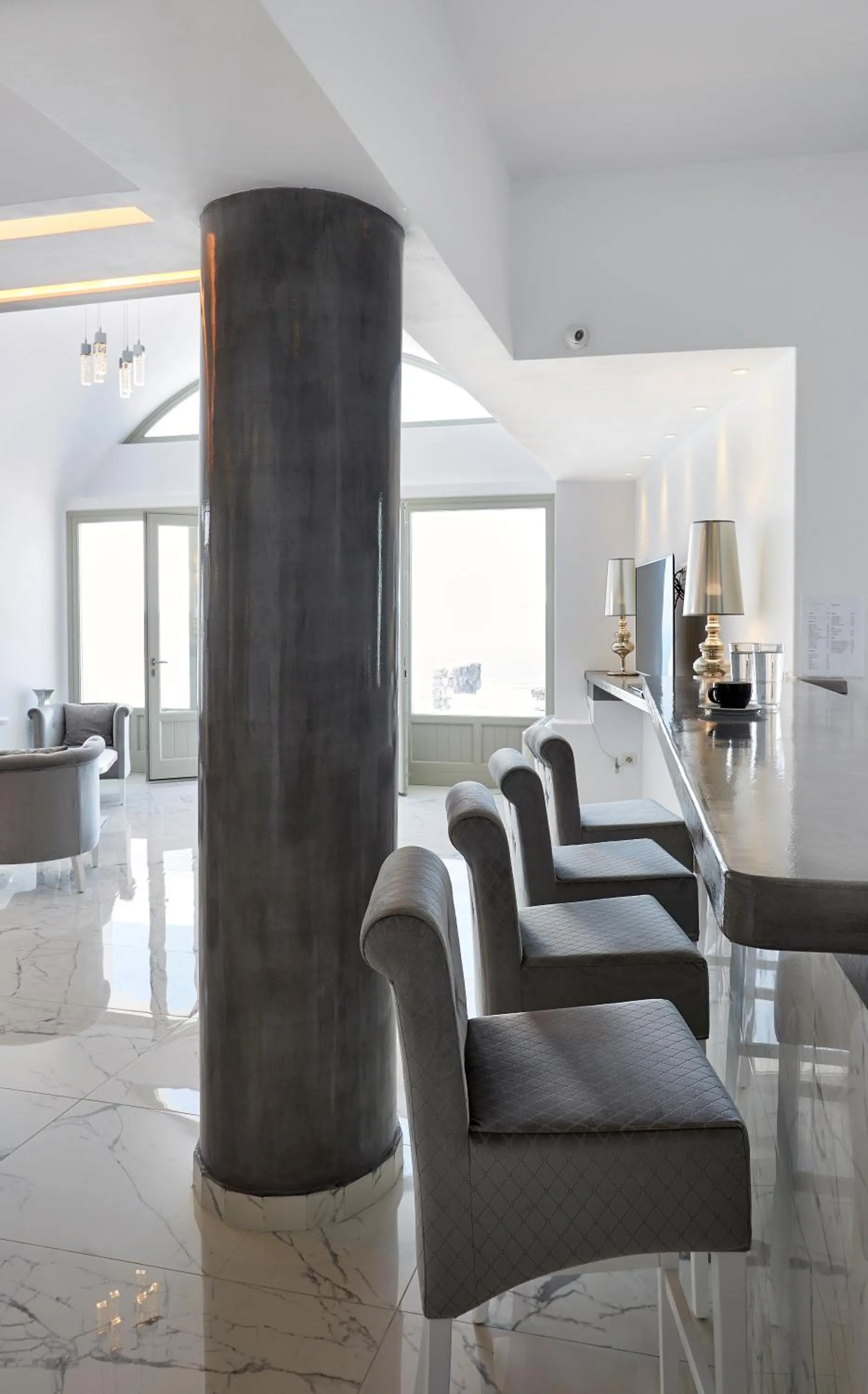 Lounge or bar in Aperanto Suites