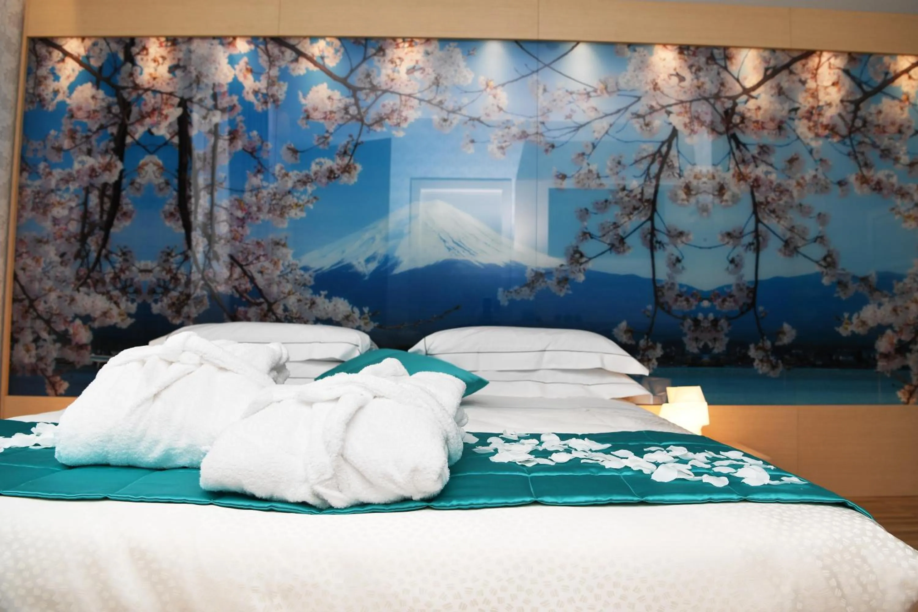 Decorative detail, Bed in Hotel Terre Dei Salici