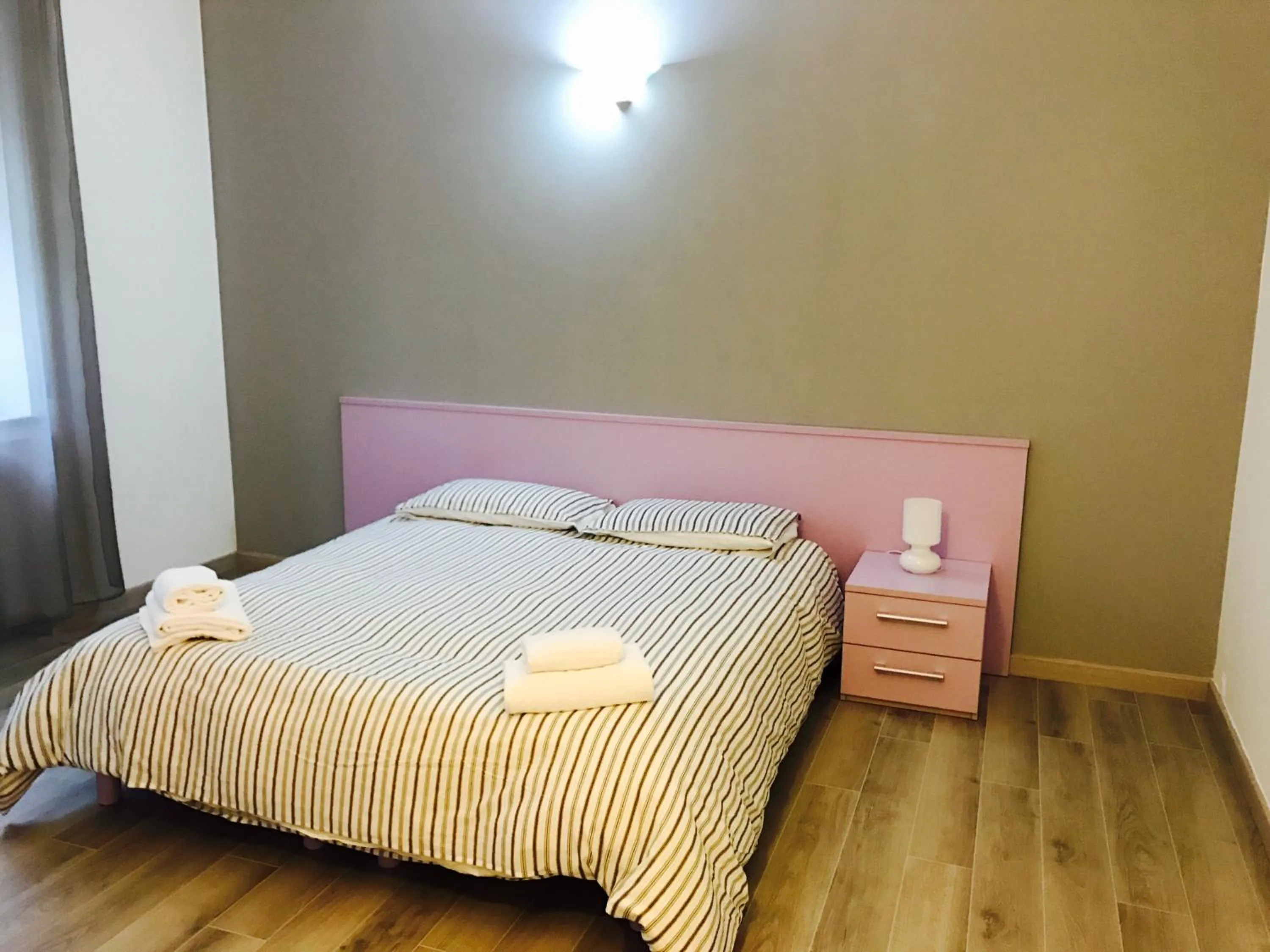 Bedroom, Bed in Simoni 10