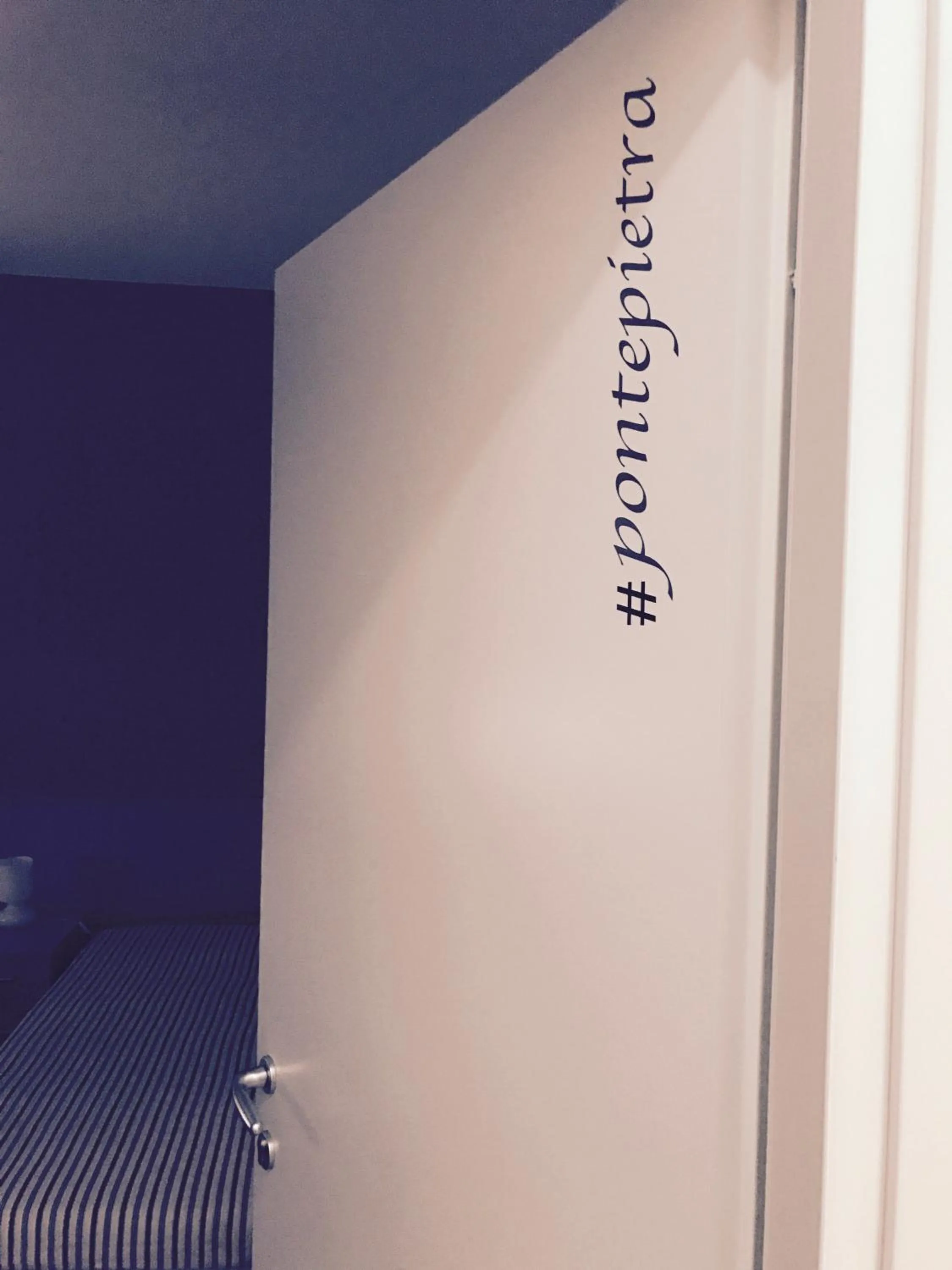 Bedroom, Bed in Simoni 10