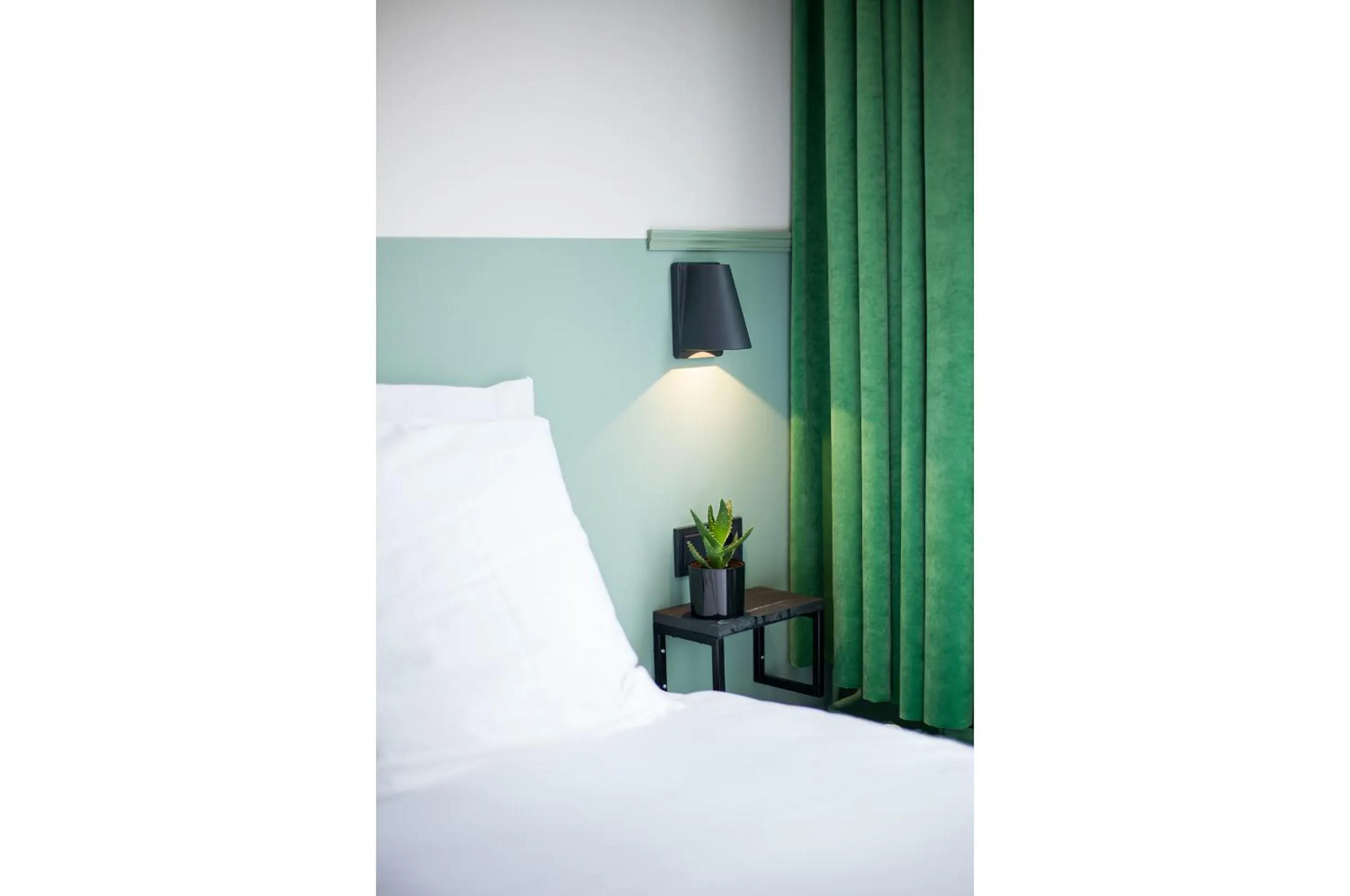 Decorative detail, Bed in Little Duke Hotel