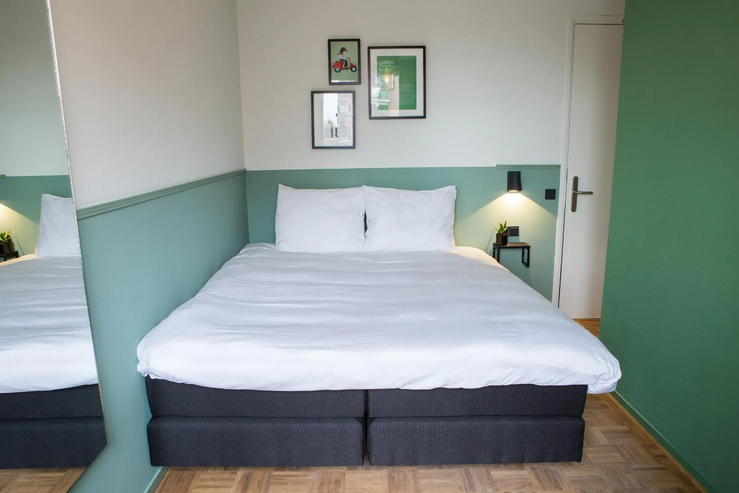 Photo of the whole room, Bed in Little Duke Hotel