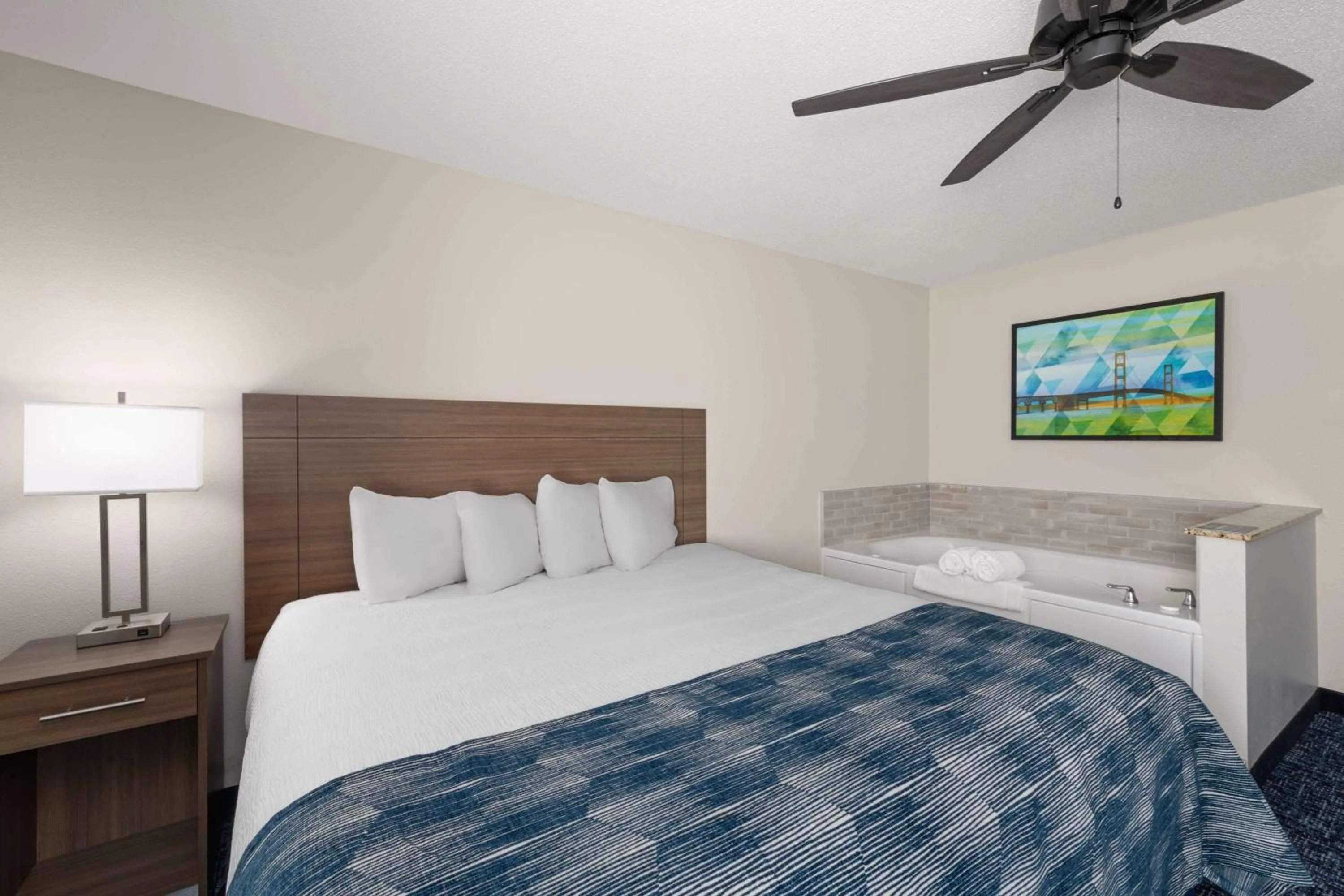 Photo of the whole room, Bed in Baymont by Wyndham Mt. Pleasant